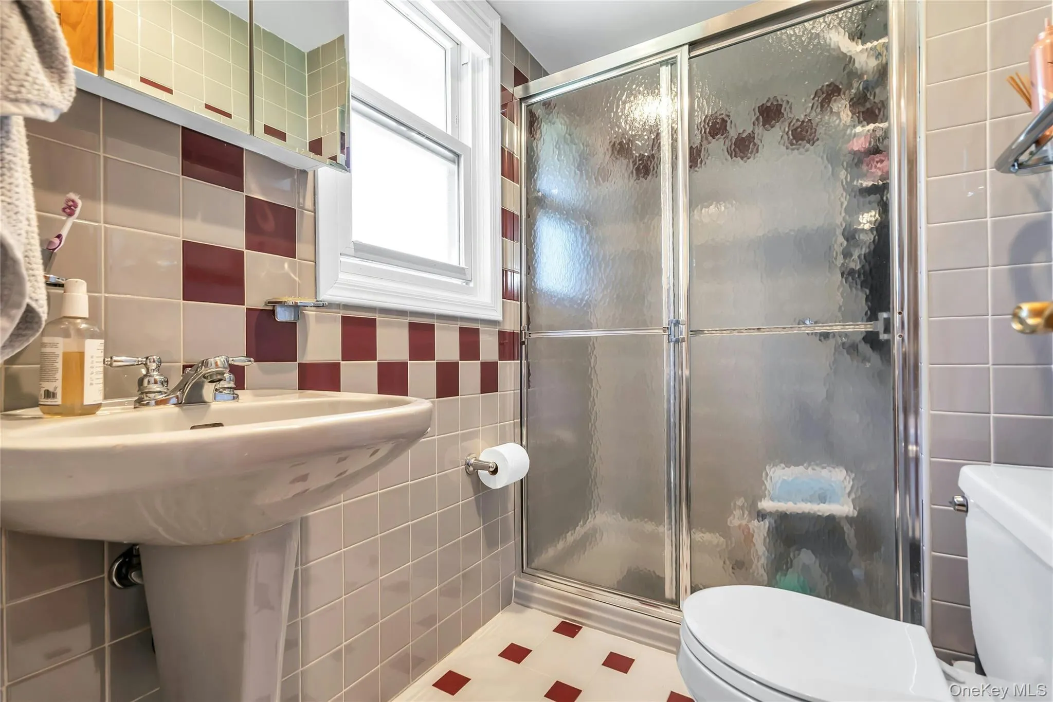 105 Convent Road, Oyster Bay, NY, 4 Bedrooms Bedrooms, 8 Rooms Rooms,3 BathroomsBathrooms,Residential,For Rent,Convent,0,KEY1017042 105 Convent Road, Oyster Bay, NY, 4 Bedrooms Bedrooms, 8 Rooms Rooms,3 BathroomsBathrooms,Residential,For Rent,Convent,0,KEY1017042
