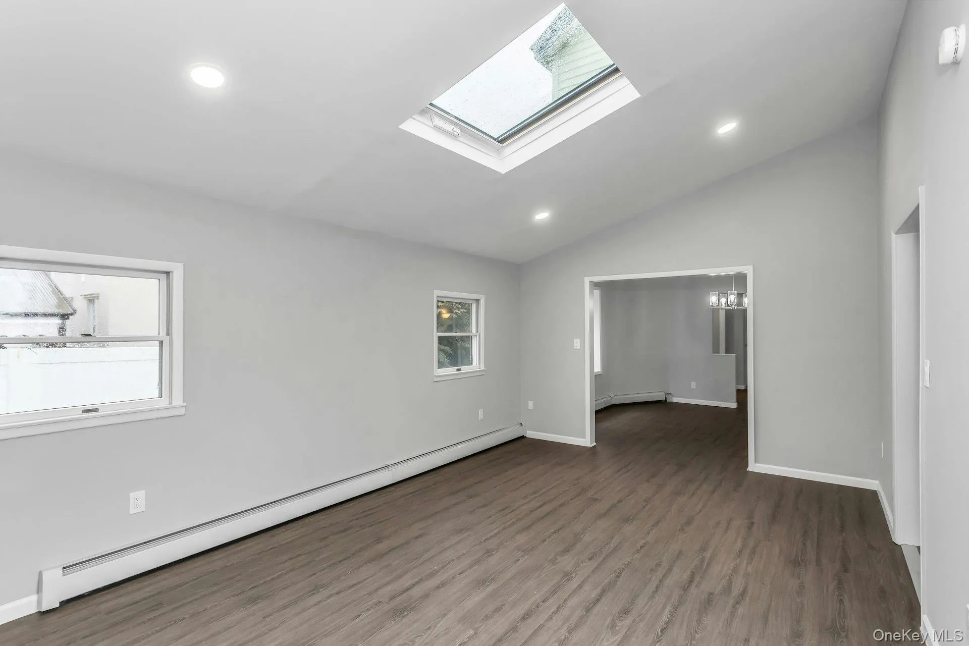 11 Merton Avenue, Hempstead, NY, 3 Bedrooms Bedrooms, 9 Rooms Rooms,1 BathroomBathrooms,Residential,For Rent,Merton,0,1017044 11 Merton Avenue, Hempstead, NY, 3 Bedrooms Bedrooms, 9 Rooms Rooms,1 BathroomBathrooms,Residential,For Rent,Merton,0,1017044