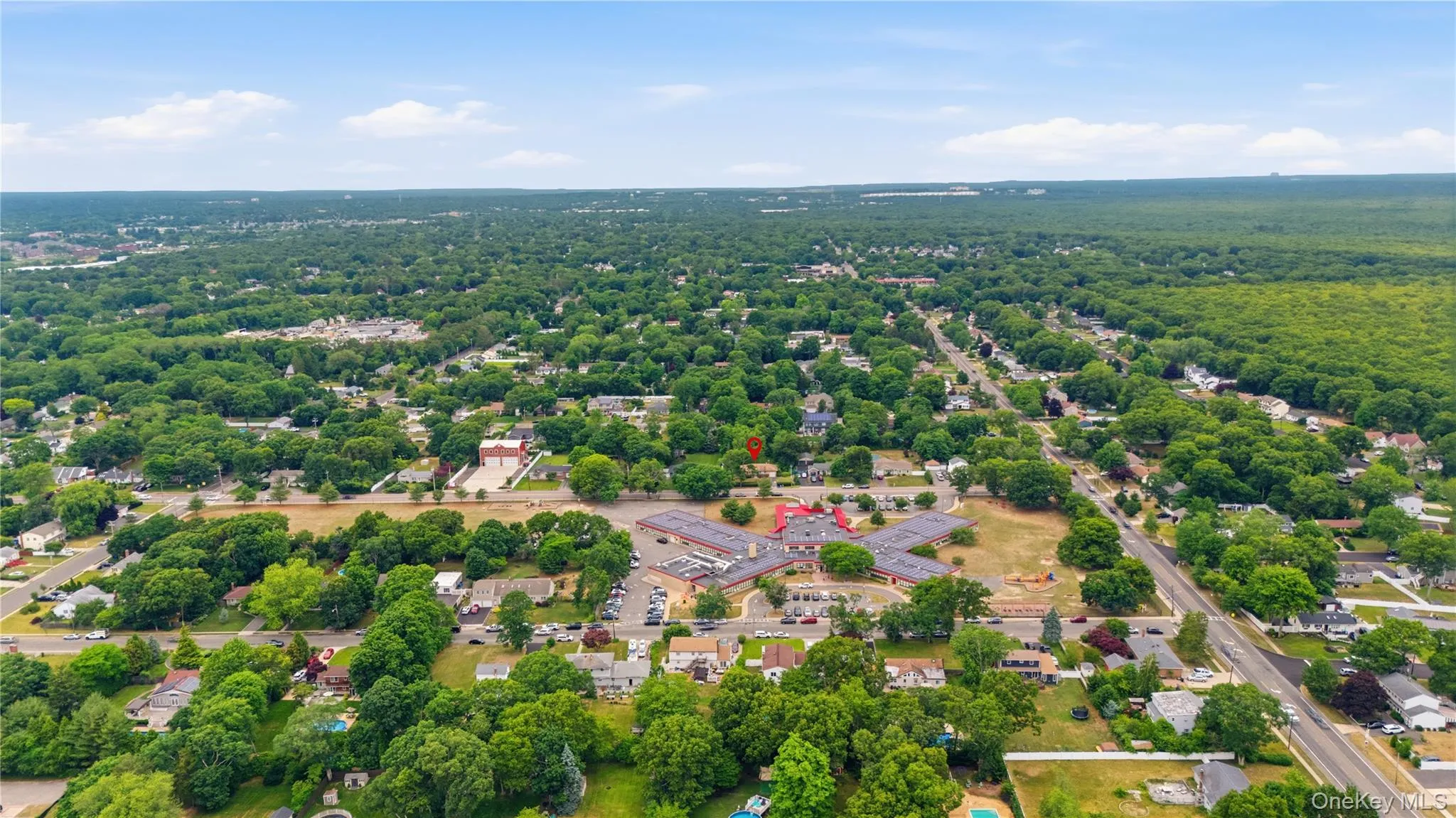 Connetquot Elementary across the Street and State Park to the Northeast. Connetquot Elementary across the Street and State Park to the Northeast.