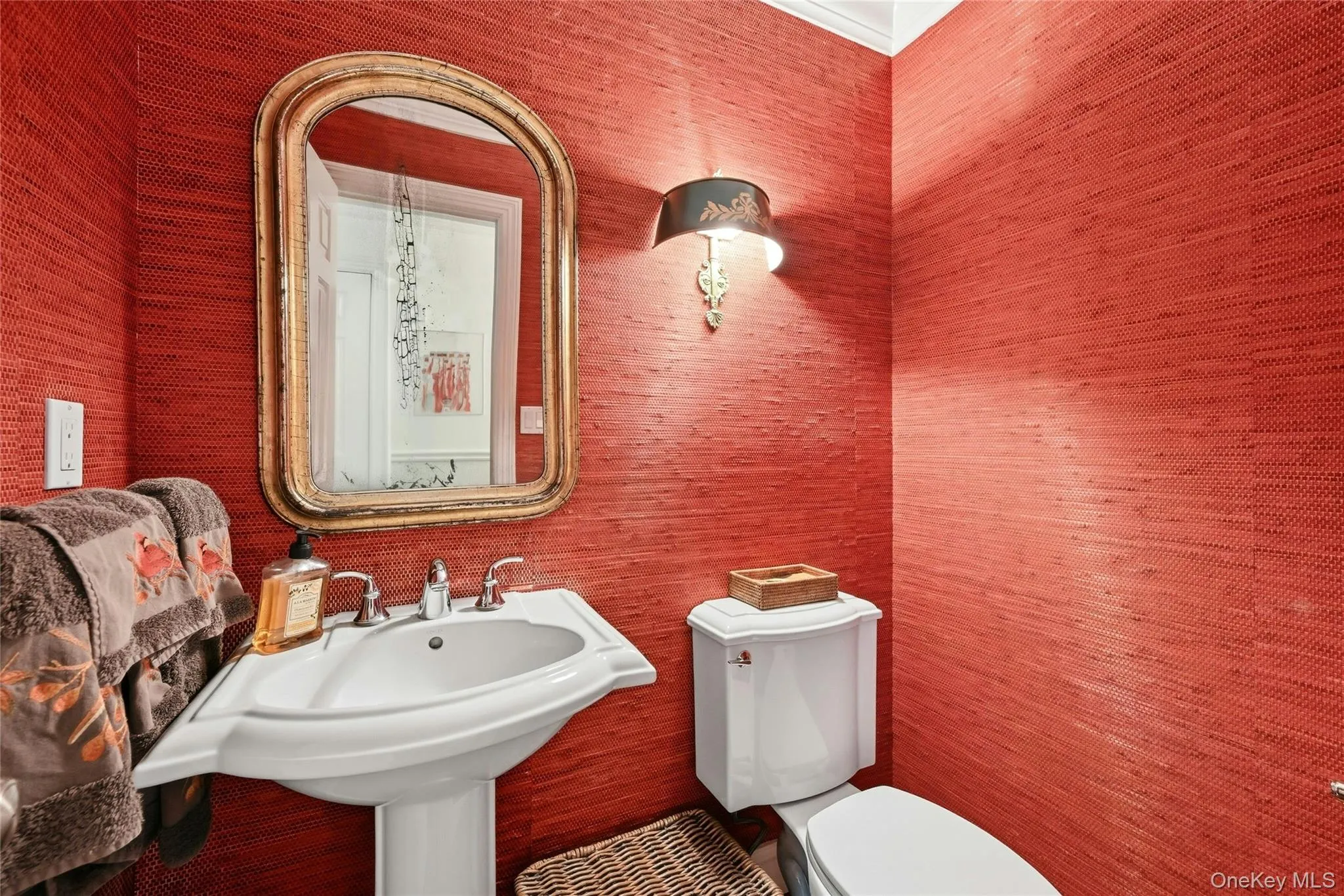 Powder room Powder room