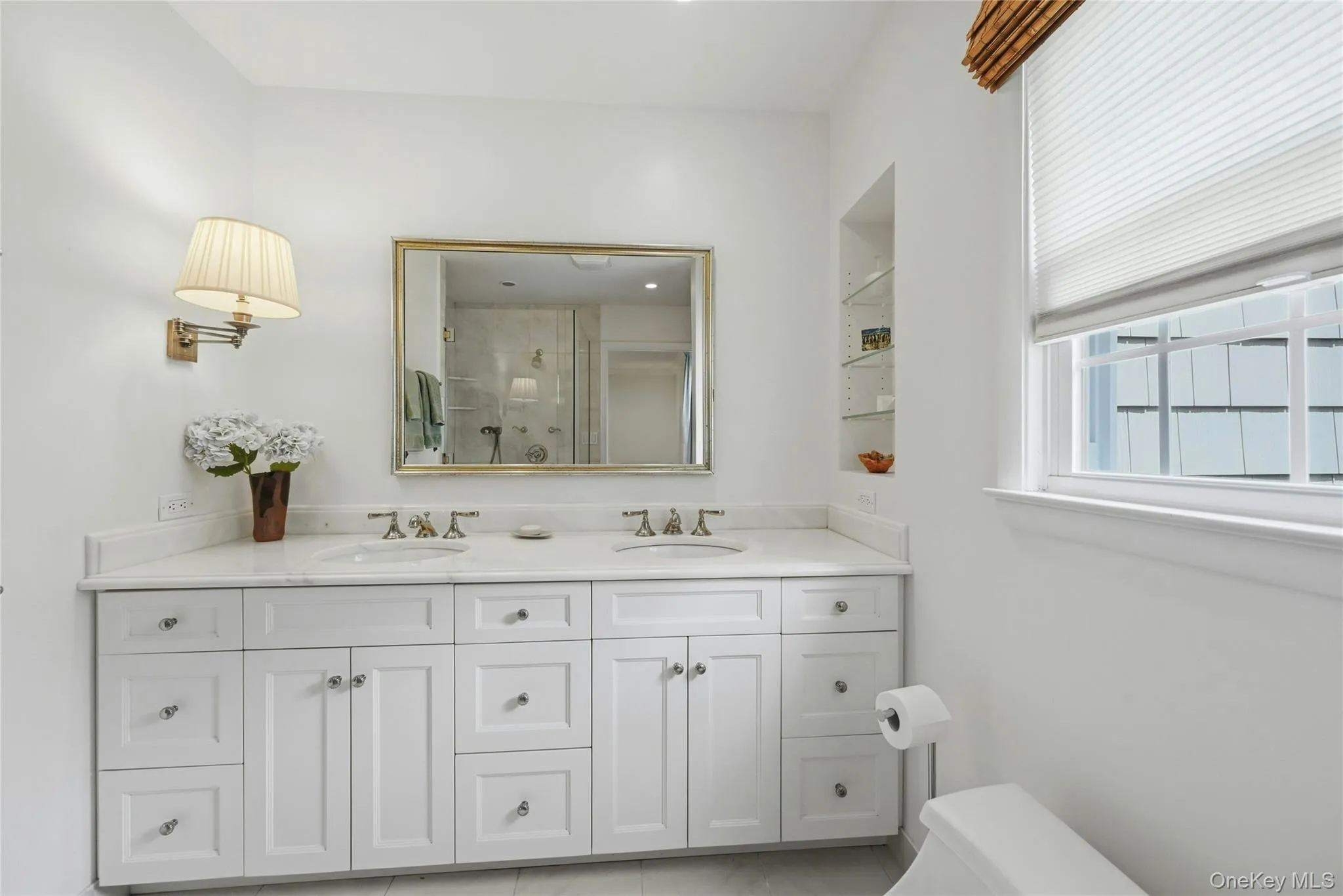 Dual Sinks Dual Sinks