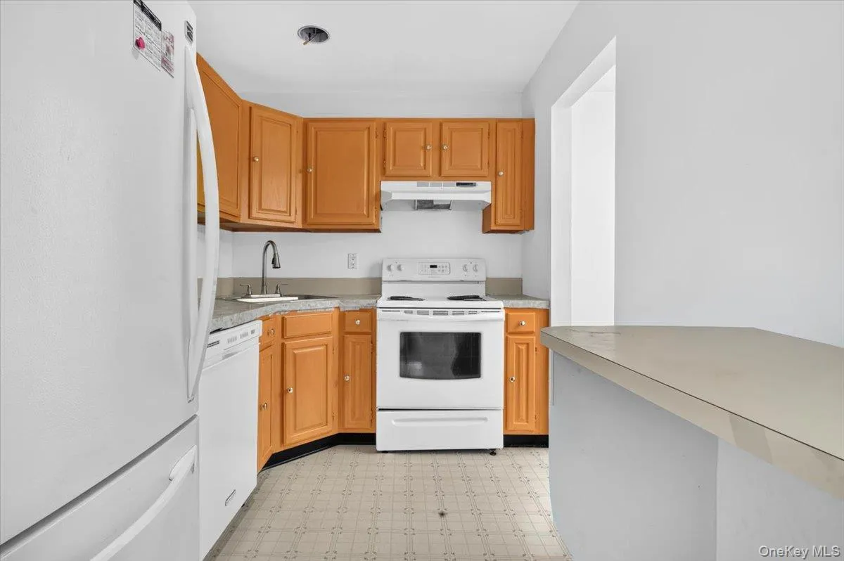 Unit # 43 Kitchen Unit # 43 Kitchen