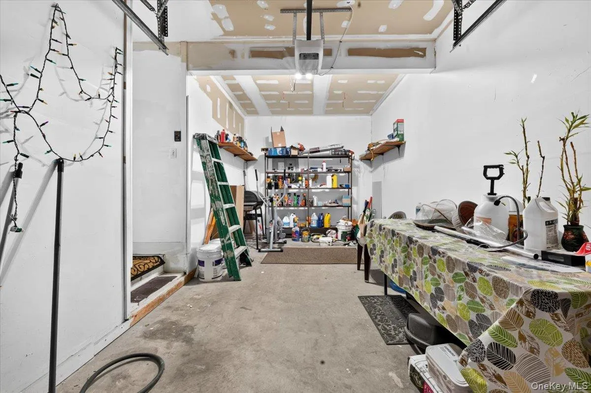 Attached 1 car Garage Attached 1 car Garage