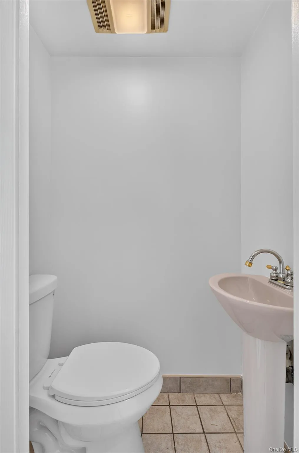 2330 Corporal Kennedy Street, New York, NY, 4 Bedrooms Bedrooms, 7 Rooms Rooms,2 BathroomsBathrooms,Residential,For Rent,Corporal Kennedy,0,KEY1017054 2330 Corporal Kennedy Street, New York, NY, 4 Bedrooms Bedrooms, 7 Rooms Rooms,2 BathroomsBathrooms,Residential,For Rent,Corporal Kennedy,0,KEY1017054