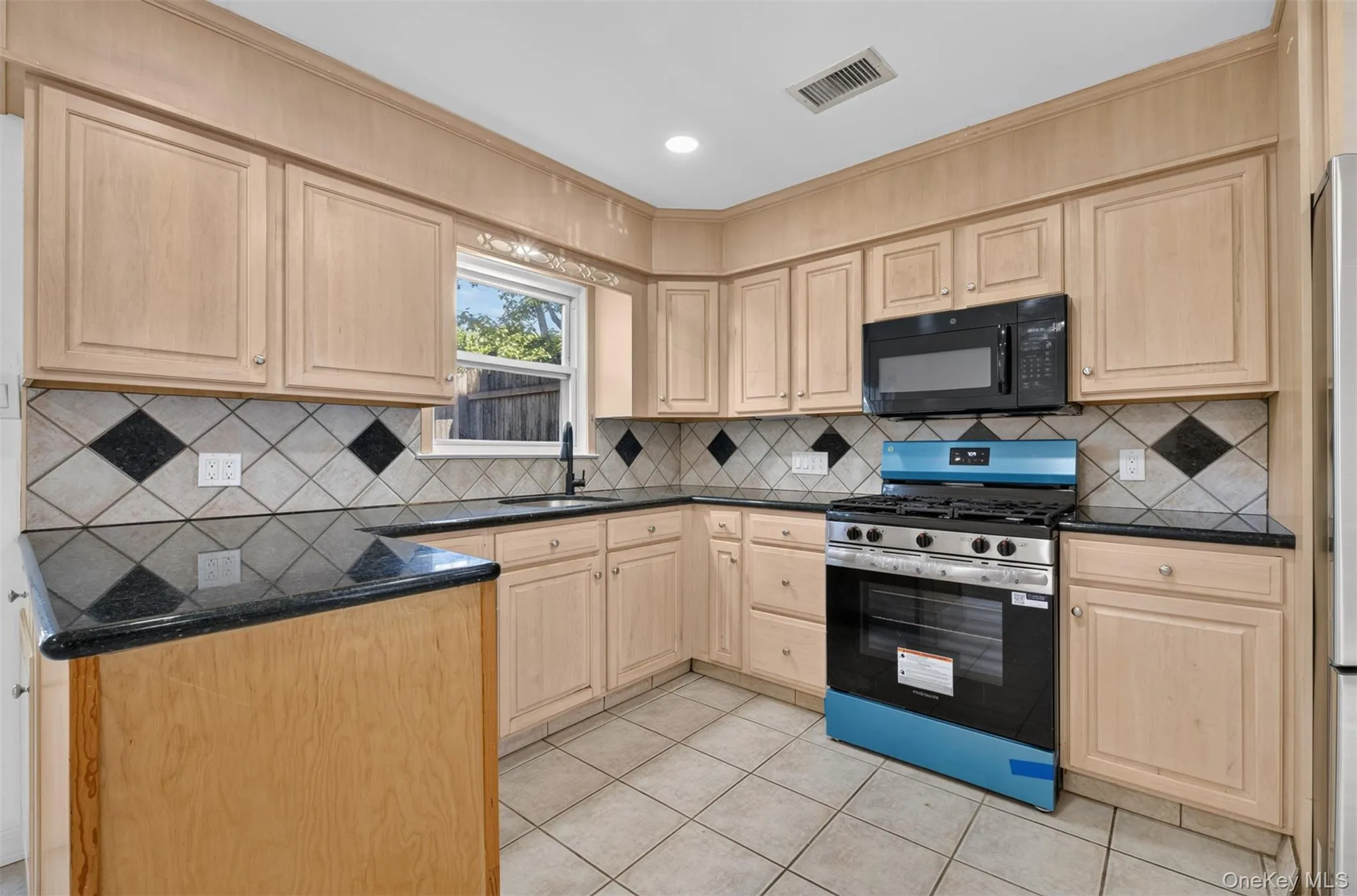 2330 Corporal Kennedy Street, New York, NY, 4 Bedrooms Bedrooms, 7 Rooms Rooms,2 BathroomsBathrooms,Residential,For Rent,Corporal Kennedy,0,KEY1017054 2330 Corporal Kennedy Street, New York, NY, 4 Bedrooms Bedrooms, 7 Rooms Rooms,2 BathroomsBathrooms,Residential,For Rent,Corporal Kennedy,0,KEY1017054