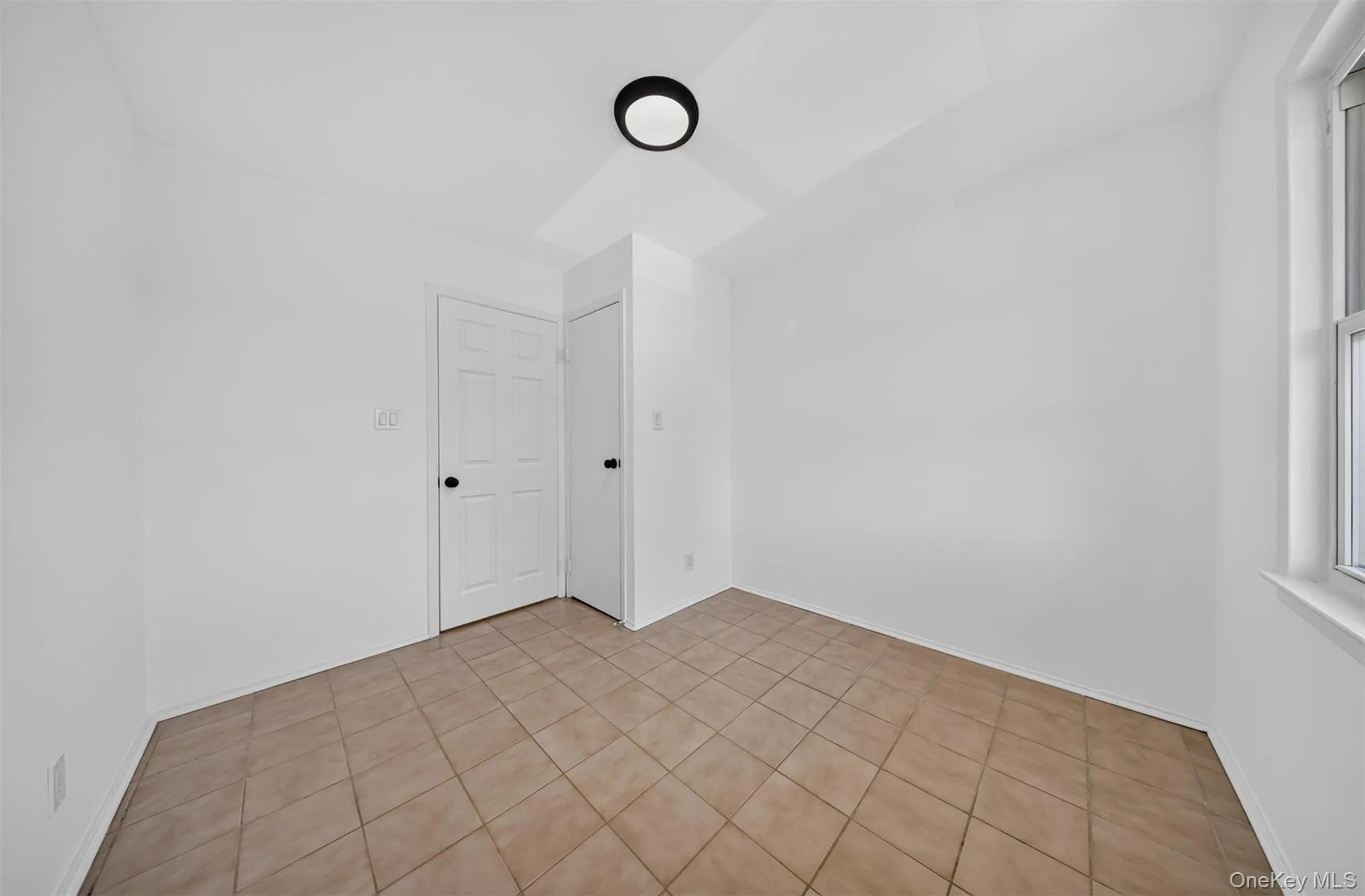 2330 Corporal Kennedy Street, New York, NY, 4 Bedrooms Bedrooms, 7 Rooms Rooms,2 BathroomsBathrooms,Residential,For Rent,Corporal Kennedy,0,KEY1017054 2330 Corporal Kennedy Street, New York, NY, 4 Bedrooms Bedrooms, 7 Rooms Rooms,2 BathroomsBathrooms,Residential,For Rent,Corporal Kennedy,0,KEY1017054
