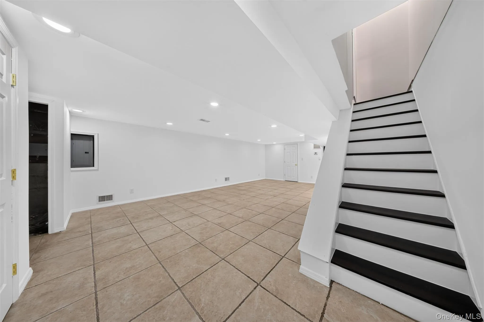 2330 Corporal Kennedy Street, New York, NY, 4 Bedrooms Bedrooms, 7 Rooms Rooms,2 BathroomsBathrooms,Residential,For Rent,Corporal Kennedy,0,KEY1017054 2330 Corporal Kennedy Street, New York, NY, 4 Bedrooms Bedrooms, 7 Rooms Rooms,2 BathroomsBathrooms,Residential,For Rent,Corporal Kennedy,0,KEY1017054
