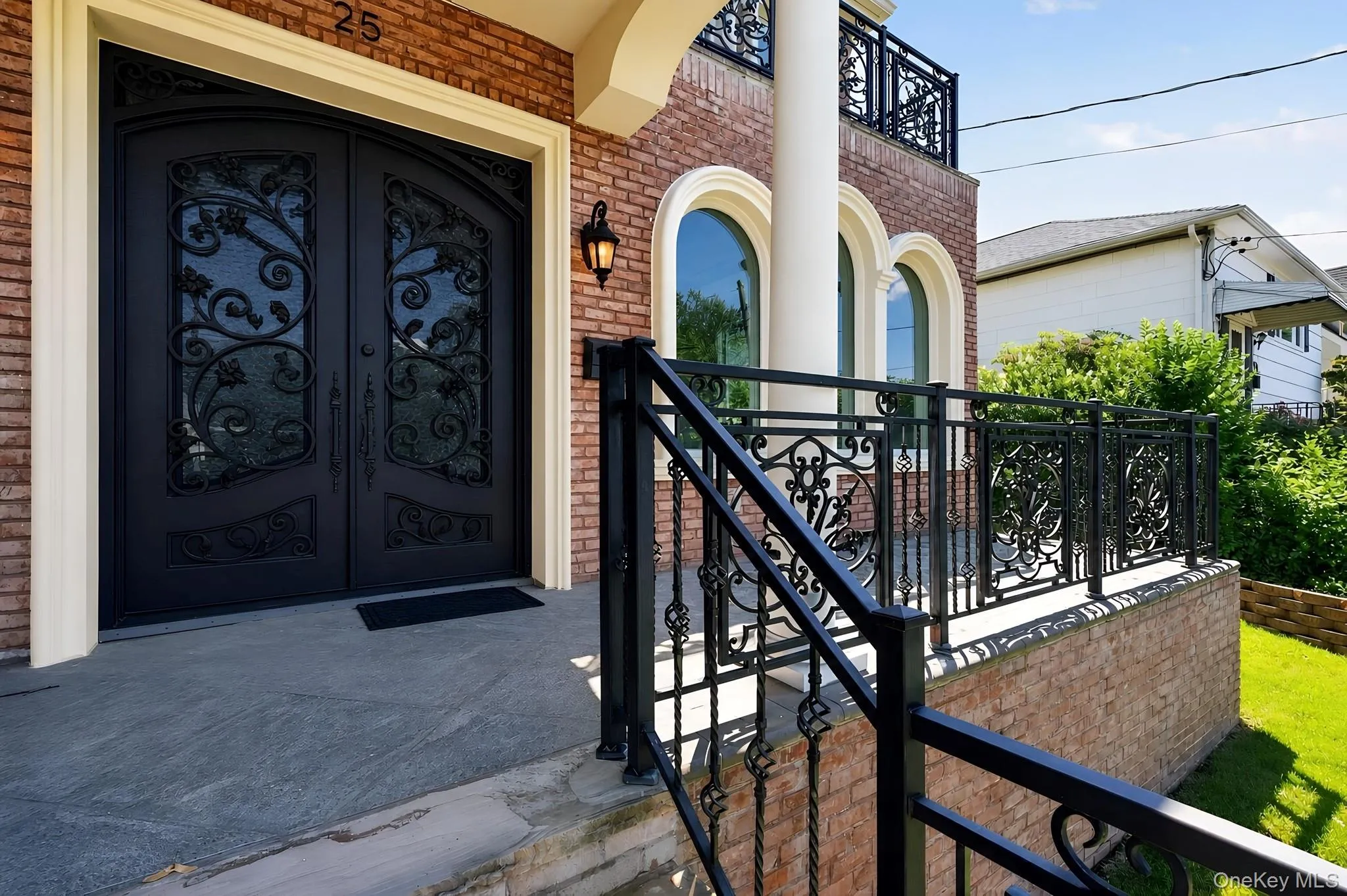 25 Maple Grove Street, North Hempstead, NY, 4 Bedrooms Bedrooms, 7 Rooms Rooms,2 BathroomsBathrooms,Residential,For Rent,Maple Grove,0,KEY1017055 25 Maple Grove Street, North Hempstead, NY, 4 Bedrooms Bedrooms, 7 Rooms Rooms,2 BathroomsBathrooms,Residential,For Rent,Maple Grove,0,KEY1017055