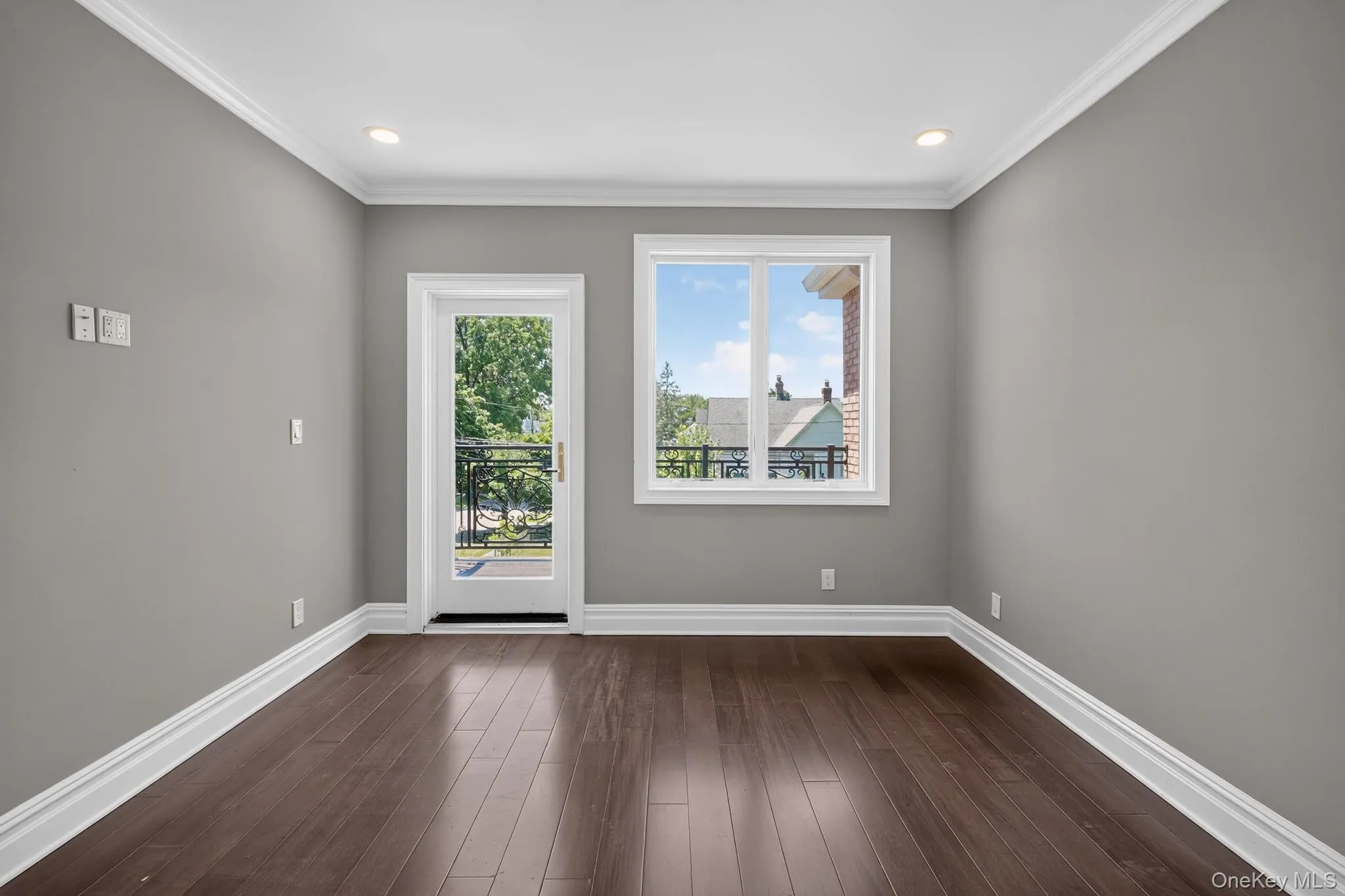 25 Maple Grove Street, North Hempstead, NY, 4 Bedrooms Bedrooms, 7 Rooms Rooms,2 BathroomsBathrooms,Residential,For Rent,Maple Grove,0,KEY1017055 25 Maple Grove Street, North Hempstead, NY, 4 Bedrooms Bedrooms, 7 Rooms Rooms,2 BathroomsBathrooms,Residential,For Rent,Maple Grove,0,KEY1017055