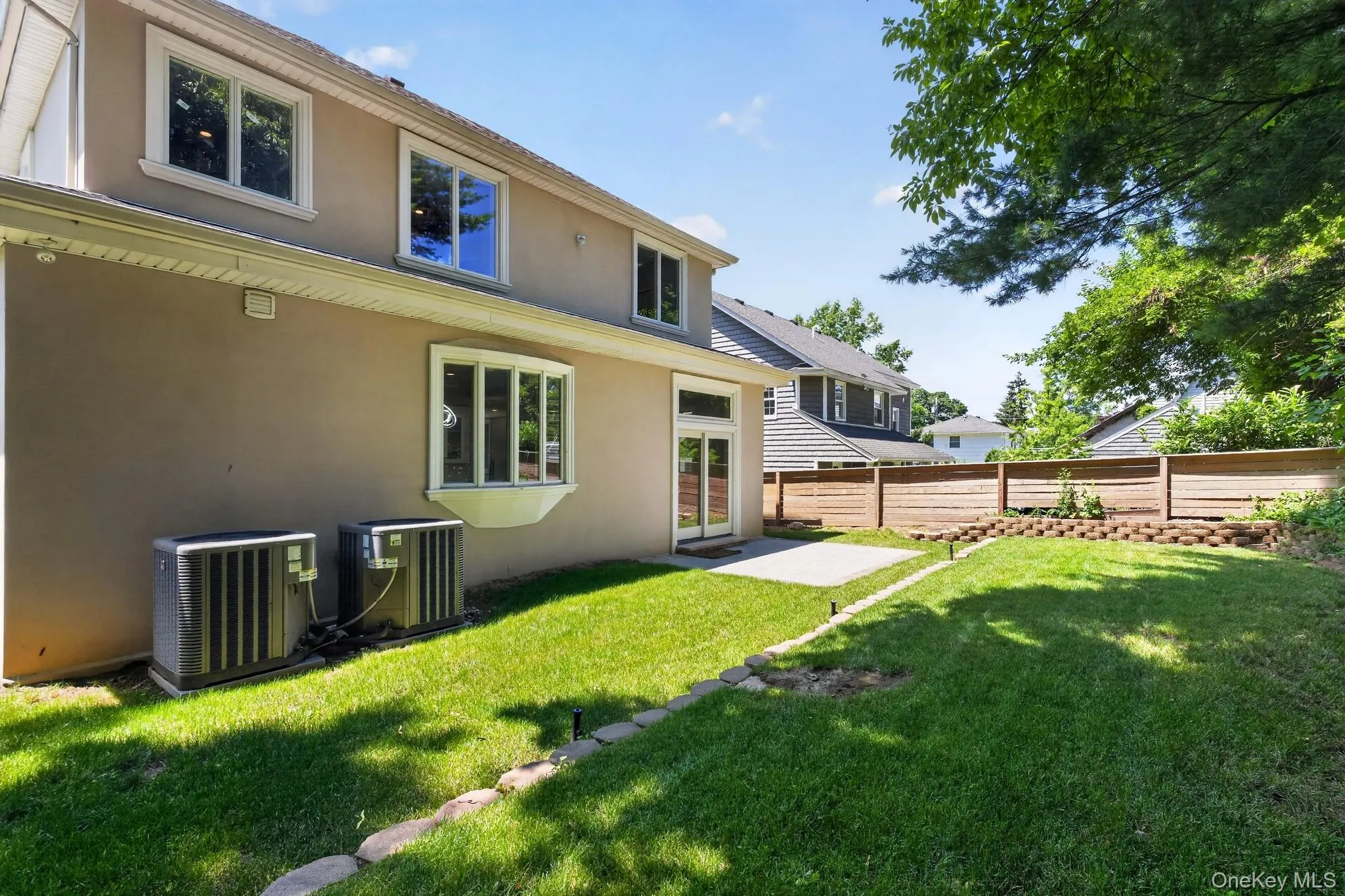 25 Maple Grove Street, North Hempstead, NY, 4 Bedrooms Bedrooms, 7 Rooms Rooms,2 BathroomsBathrooms,Residential,For Rent,Maple Grove,0,KEY1017055 25 Maple Grove Street, North Hempstead, NY, 4 Bedrooms Bedrooms, 7 Rooms Rooms,2 BathroomsBathrooms,Residential,For Rent,Maple Grove,0,KEY1017055