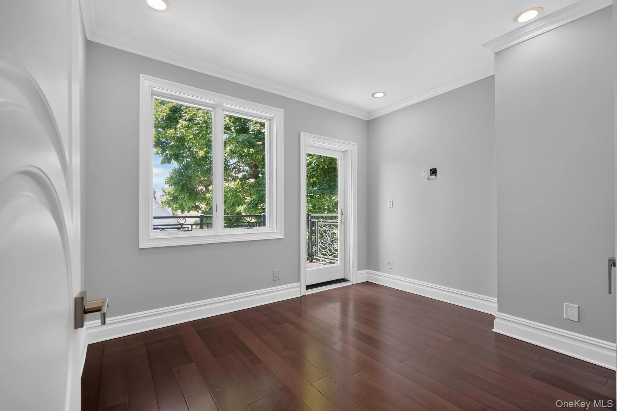 25 Maple Grove Street, North Hempstead, NY, 4 Bedrooms Bedrooms, 7 Rooms Rooms,2 BathroomsBathrooms,Residential,For Rent,Maple Grove,0,KEY1017055 25 Maple Grove Street, North Hempstead, NY, 4 Bedrooms Bedrooms, 7 Rooms Rooms,2 BathroomsBathrooms,Residential,For Rent,Maple Grove,0,KEY1017055