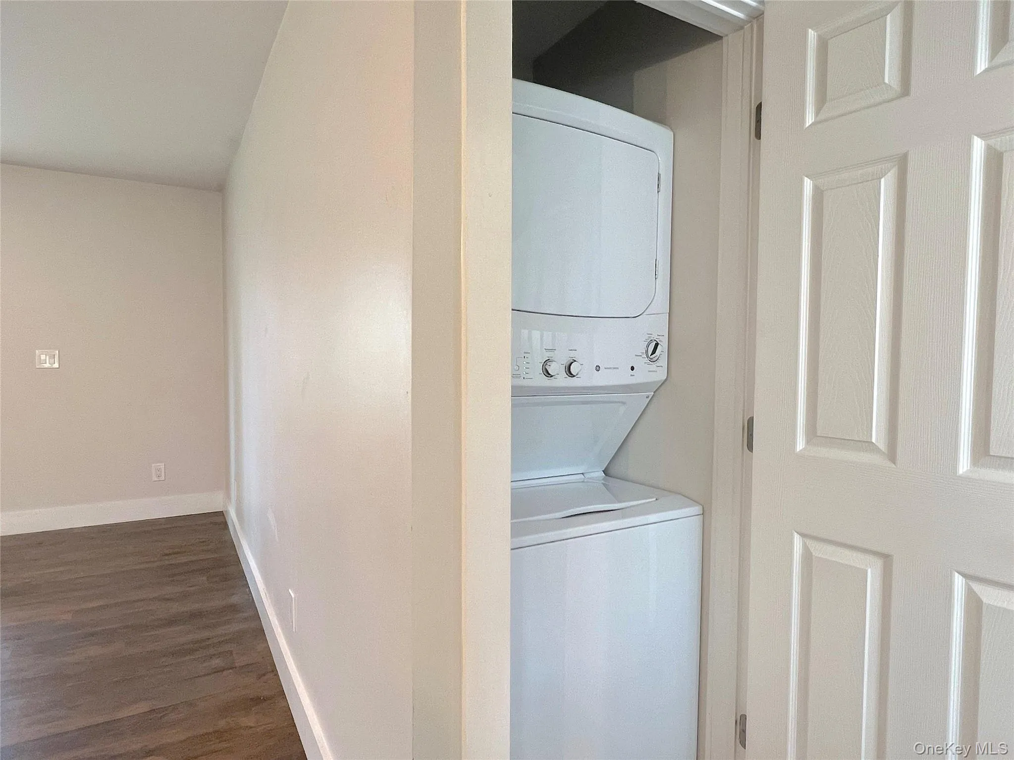 230 State Route 32, New Paltz, NY, 2 Bedrooms Bedrooms, 4 Rooms Rooms,1 BathroomBathrooms,Residential Lease,For Rent,State Route 32,0,1017060 230 State Route 32, New Paltz, NY, 2 Bedrooms Bedrooms, 4 Rooms Rooms,1 BathroomBathrooms,Residential Lease,For Rent,State Route 32,0,1017060