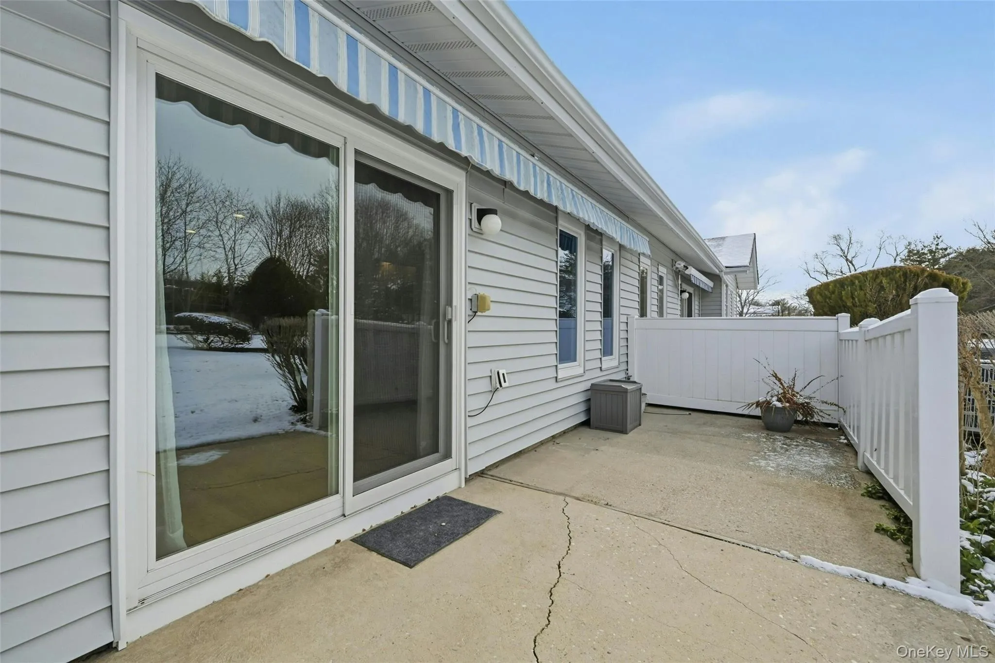 210 Elton Court, Smithtown, NY, 2 Bedrooms Bedrooms, 5 Rooms Rooms,2 BathroomsBathrooms,Residential,For Rent,Elton,0,KEY1017062 210 Elton Court, Smithtown, NY, 2 Bedrooms Bedrooms, 5 Rooms Rooms,2 BathroomsBathrooms,Residential,For Rent,Elton,0,KEY1017062