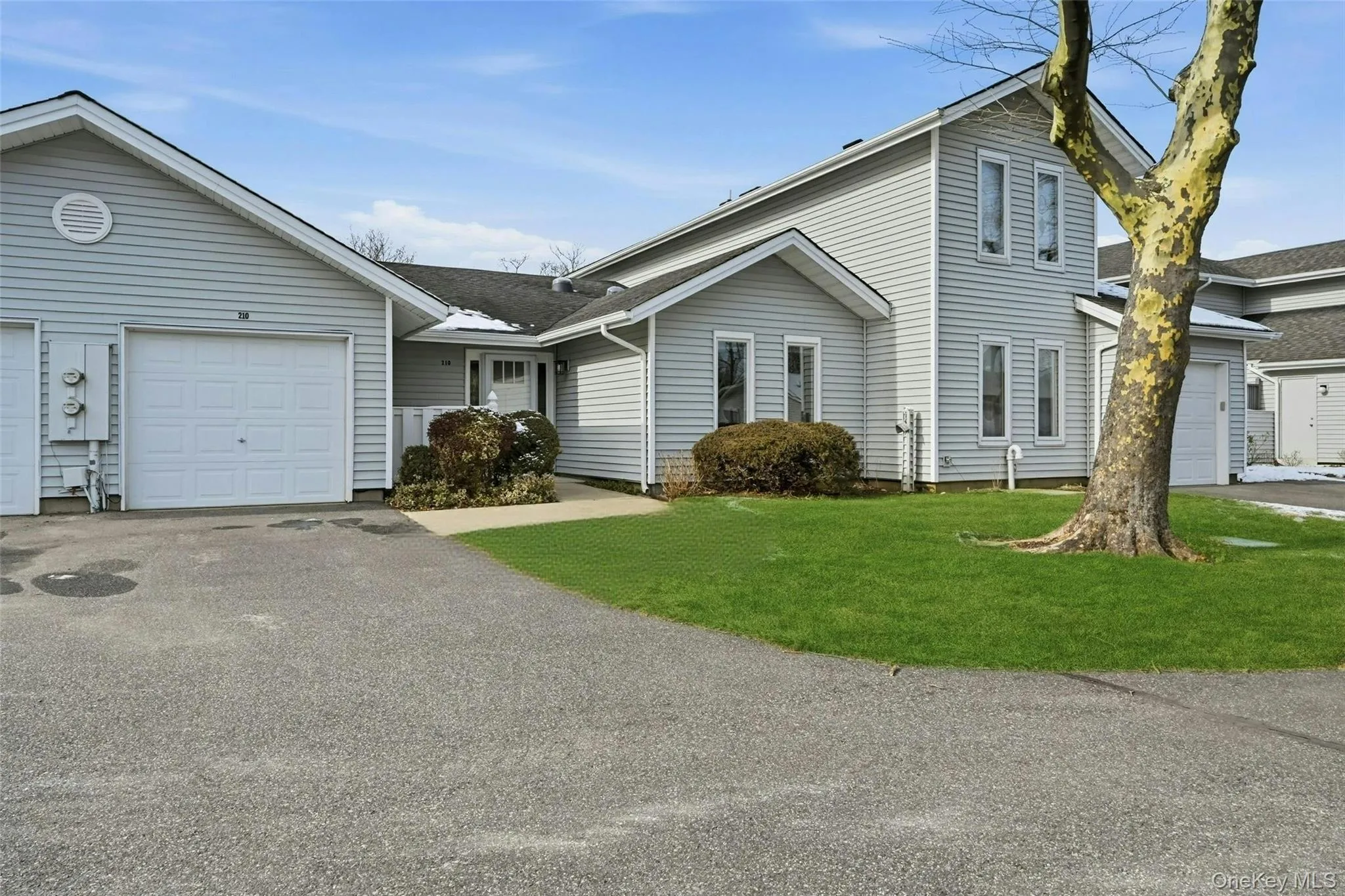 210 Elton Court, Smithtown, NY, 2 Bedrooms Bedrooms, 5 Rooms Rooms,2 BathroomsBathrooms,Residential,For Rent,Elton,0,KEY1017062 210 Elton Court, Smithtown, NY, 2 Bedrooms Bedrooms, 5 Rooms Rooms,2 BathroomsBathrooms,Residential,For Rent,Elton,0,KEY1017062