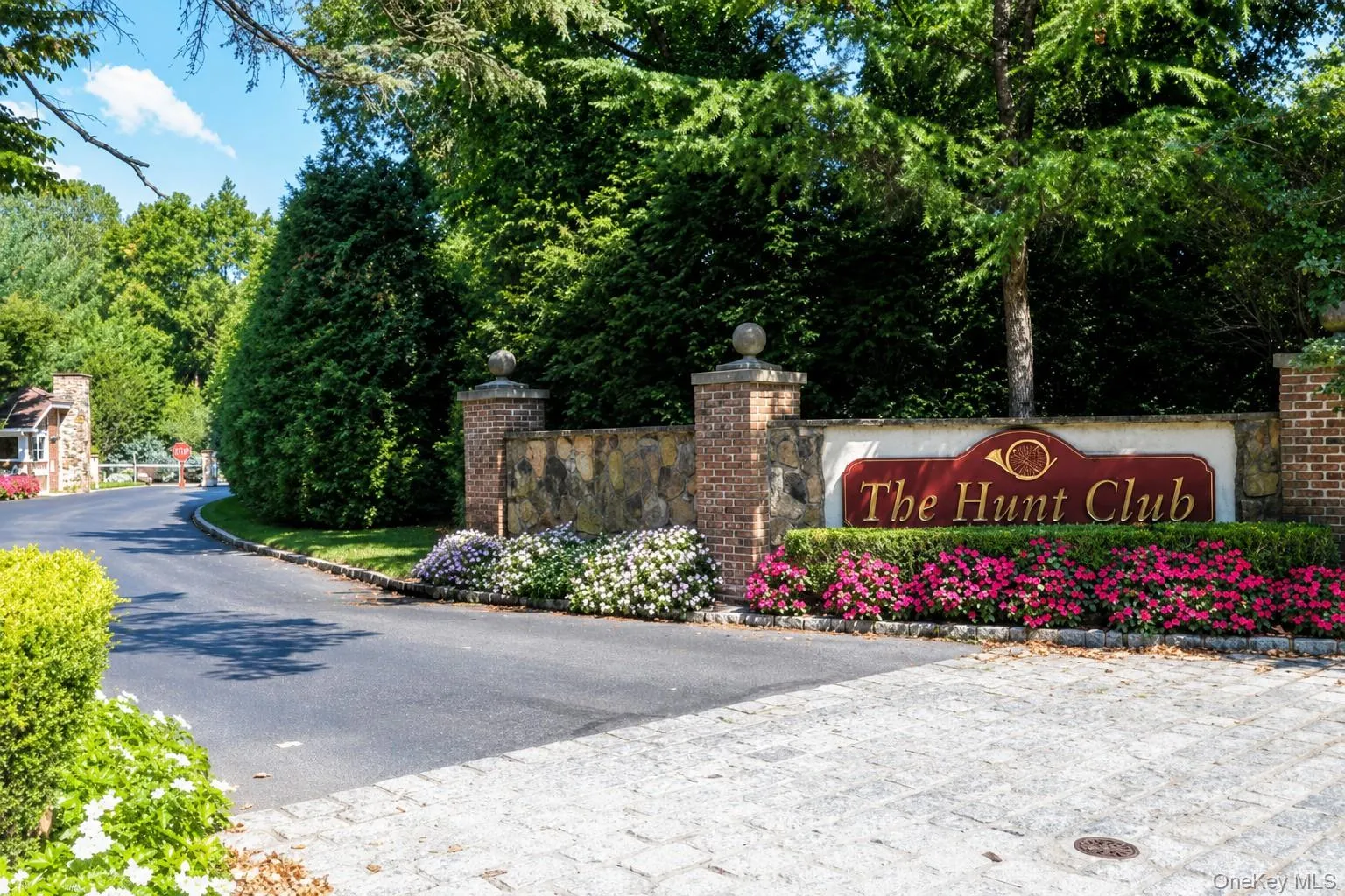 27 Hunt Court, Oyster Bay, NY, 3 Bedrooms Bedrooms, 8 Rooms Rooms,2 BathroomsBathrooms,Residential,For Rent,Hunt,0,KEY1017063 27 Hunt Court, Oyster Bay, NY, 3 Bedrooms Bedrooms, 8 Rooms Rooms,2 BathroomsBathrooms,Residential,For Rent,Hunt,0,KEY1017063