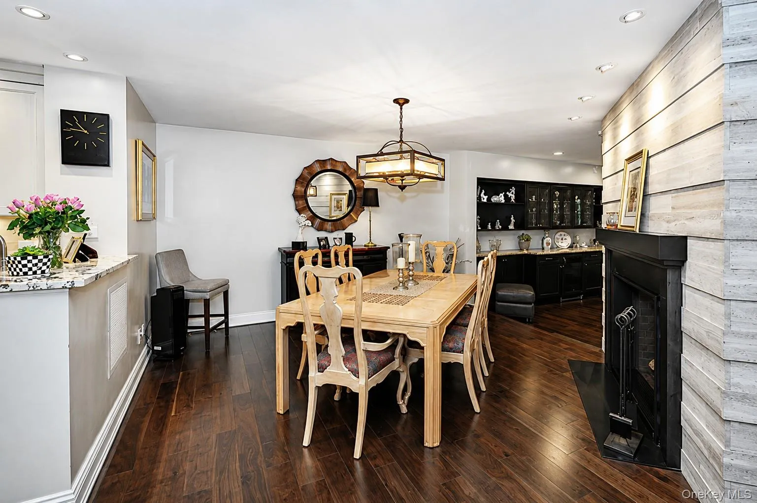 27 Hunt Court, Oyster Bay, NY, 3 Bedrooms Bedrooms, 8 Rooms Rooms,2 BathroomsBathrooms,Residential,For Rent,Hunt,0,KEY1017063 27 Hunt Court, Oyster Bay, NY, 3 Bedrooms Bedrooms, 8 Rooms Rooms,2 BathroomsBathrooms,Residential,For Rent,Hunt,0,KEY1017063