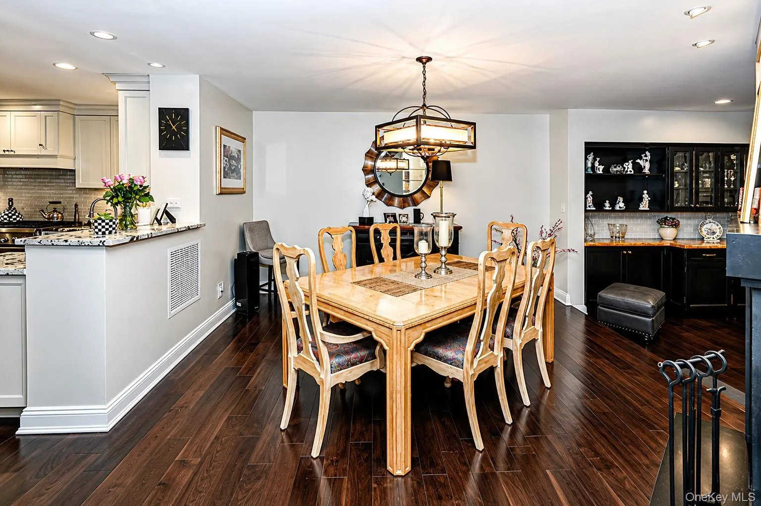 27 Hunt Court, Oyster Bay, NY, 3 Bedrooms Bedrooms, 8 Rooms Rooms,2 BathroomsBathrooms,Residential,For Rent,Hunt,0,KEY1017063 27 Hunt Court, Oyster Bay, NY, 3 Bedrooms Bedrooms, 8 Rooms Rooms,2 BathroomsBathrooms,Residential,For Rent,Hunt,0,KEY1017063