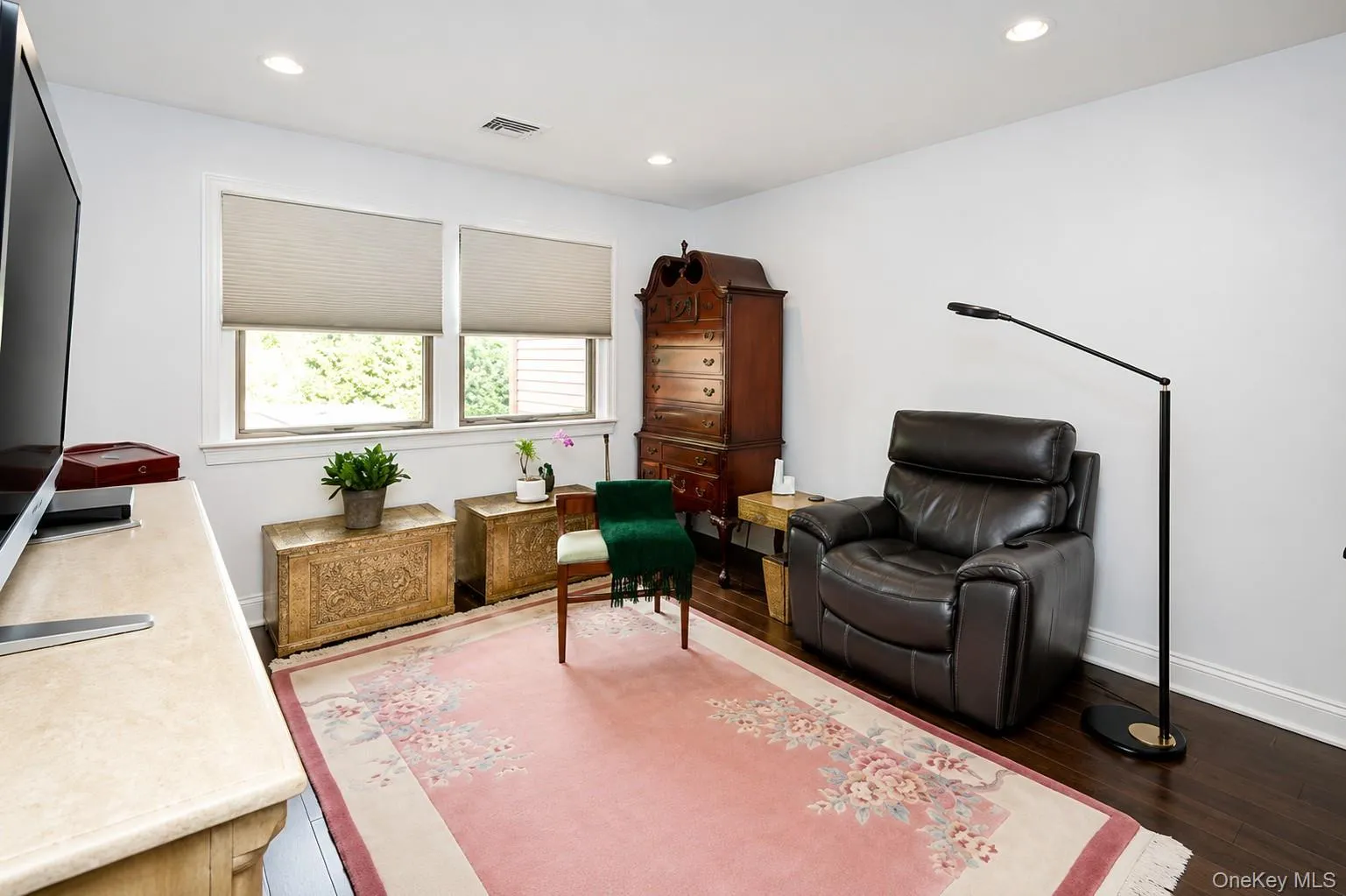 27 Hunt Court, Oyster Bay, NY, 3 Bedrooms Bedrooms, 8 Rooms Rooms,2 BathroomsBathrooms,Residential,For Rent,Hunt,0,KEY1017063 27 Hunt Court, Oyster Bay, NY, 3 Bedrooms Bedrooms, 8 Rooms Rooms,2 BathroomsBathrooms,Residential,For Rent,Hunt,0,KEY1017063