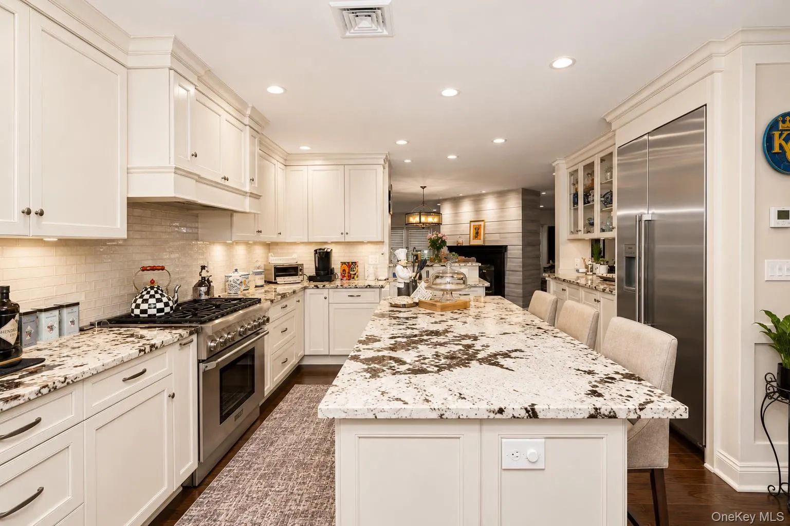 27 Hunt Court, Oyster Bay, NY, 3 Bedrooms Bedrooms, 8 Rooms Rooms,2 BathroomsBathrooms,Residential,For Rent,Hunt,0,KEY1017063 27 Hunt Court, Oyster Bay, NY, 3 Bedrooms Bedrooms, 8 Rooms Rooms,2 BathroomsBathrooms,Residential,For Rent,Hunt,0,KEY1017063