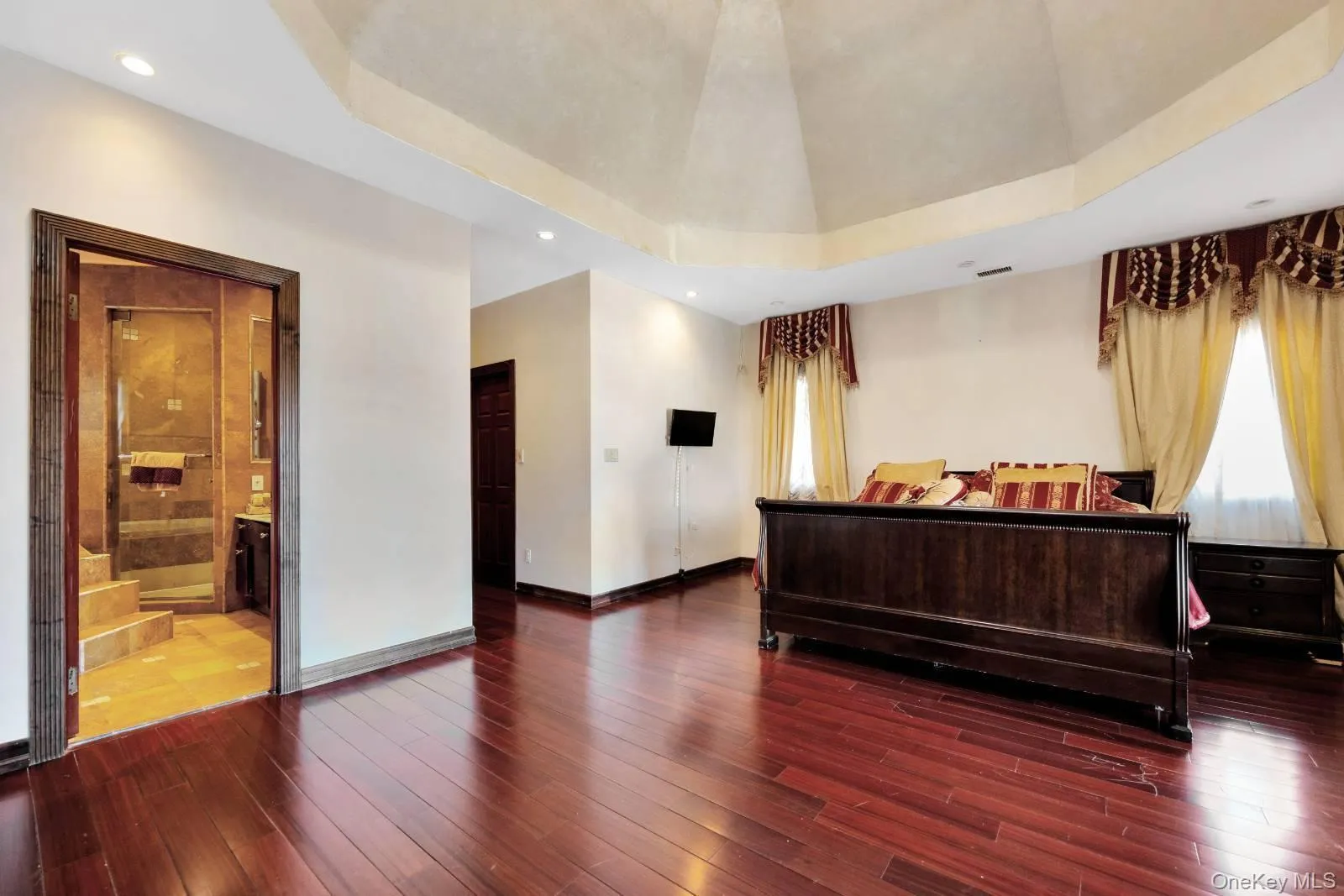186-31 radnor Road, New York, NY, 4 Bedrooms Bedrooms, 14 Rooms Rooms,2 BathroomsBathrooms,Residential,For Rent,radnor,0,1017064 186-31 radnor Road, New York, NY, 4 Bedrooms Bedrooms, 14 Rooms Rooms,2 BathroomsBathrooms,Residential,For Rent,radnor,0,1017064