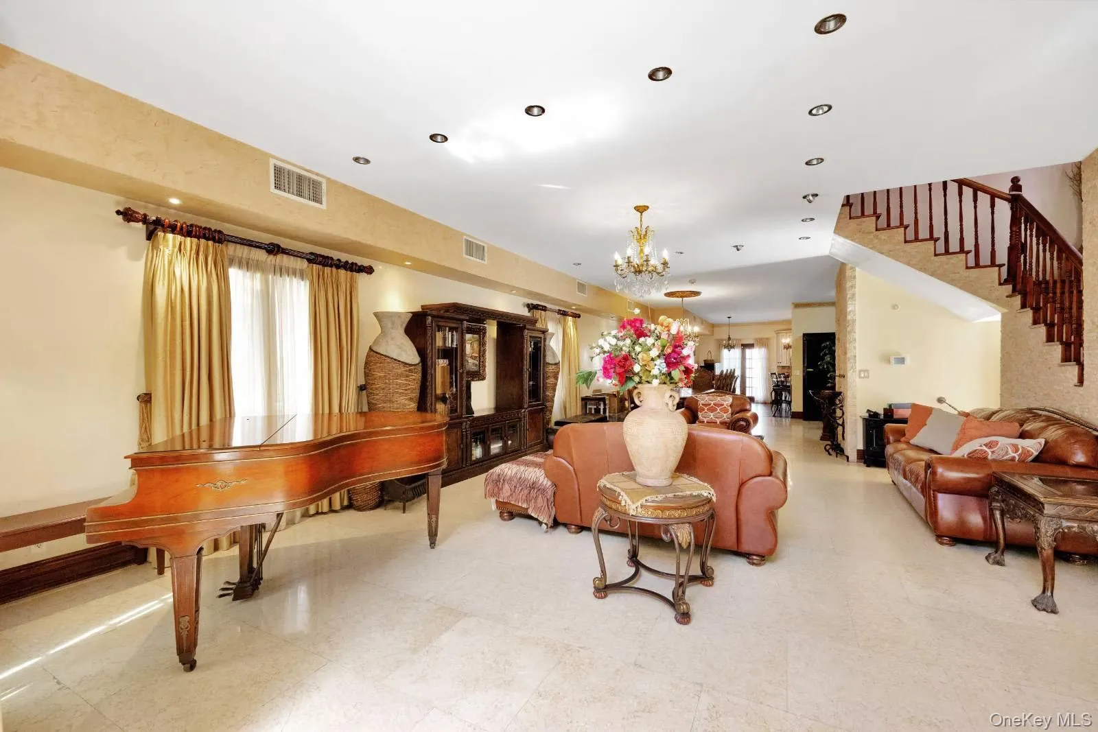 186-31 radnor Road, New York, NY, 4 Bedrooms Bedrooms, 14 Rooms Rooms,2 BathroomsBathrooms,Residential,For Rent,radnor,0,1017064 186-31 radnor Road, New York, NY, 4 Bedrooms Bedrooms, 14 Rooms Rooms,2 BathroomsBathrooms,Residential,For Rent,radnor,0,1017064