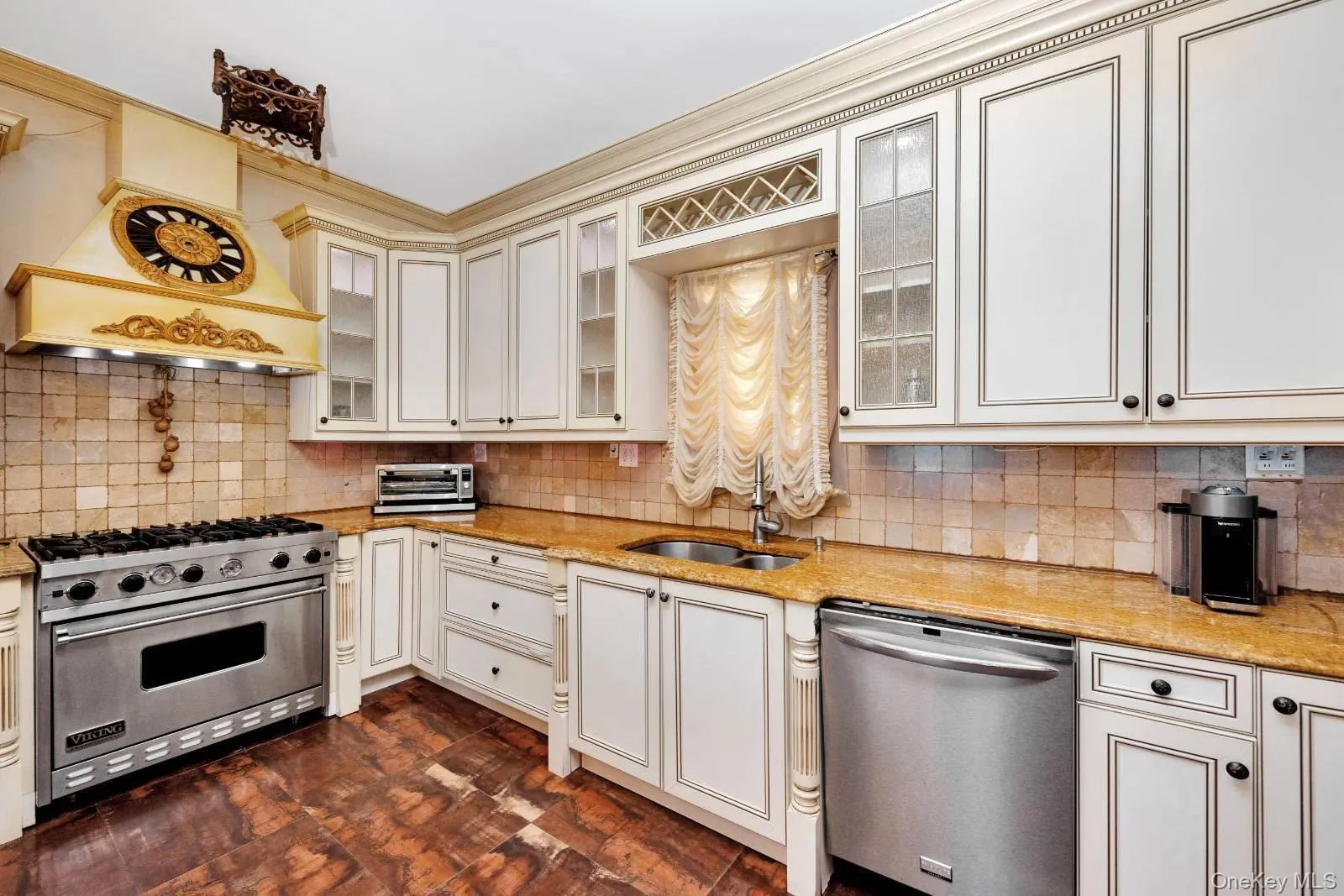 186-31 radnor Road, New York, NY, 4 Bedrooms Bedrooms, 14 Rooms Rooms,2 BathroomsBathrooms,Residential,For Rent,radnor,0,1017064 186-31 radnor Road, New York, NY, 4 Bedrooms Bedrooms, 14 Rooms Rooms,2 BathroomsBathrooms,Residential,For Rent,radnor,0,1017064