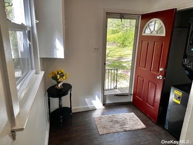 196 Deforest Road, Huntington, NY, 3 Bedrooms Bedrooms, 5 Rooms Rooms,1 BathroomBathrooms,Residential Lease,For Rent,Deforest,0,1017066 196 Deforest Road, Huntington, NY, 3 Bedrooms Bedrooms, 5 Rooms Rooms,1 BathroomBathrooms,Residential Lease,For Rent,Deforest,0,1017066
