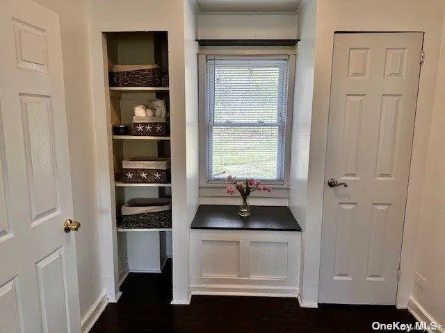 196 Deforest Road, Huntington, NY, 3 Bedrooms Bedrooms, 5 Rooms Rooms,1 BathroomBathrooms,Residential Lease,For Rent,Deforest,0,1017066 196 Deforest Road, Huntington, NY, 3 Bedrooms Bedrooms, 5 Rooms Rooms,1 BathroomBathrooms,Residential Lease,For Rent,Deforest,0,1017066