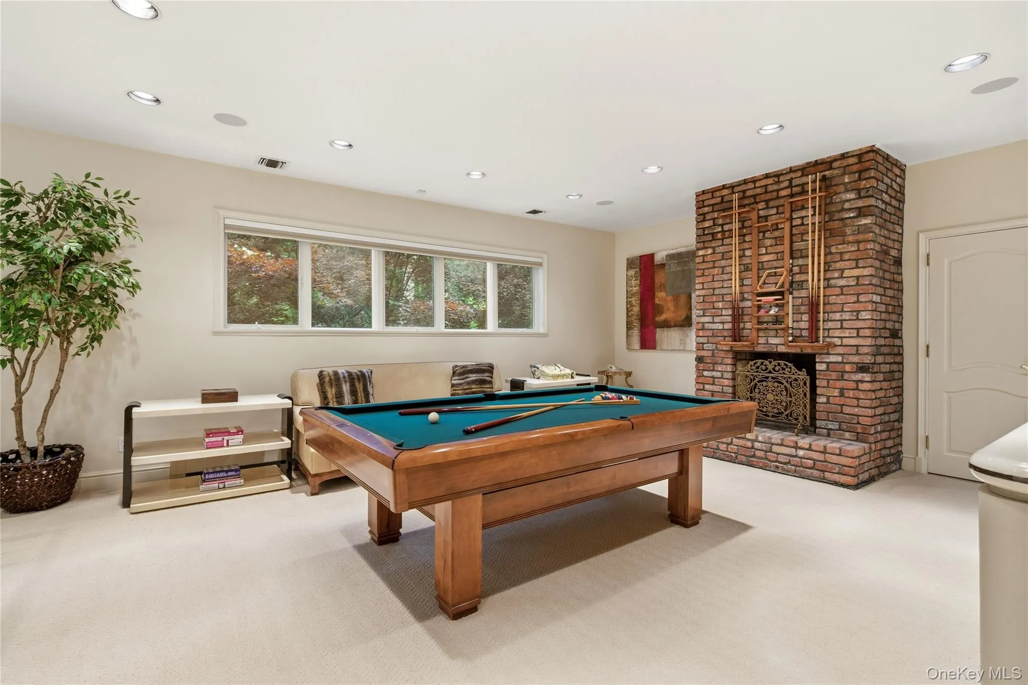 5 Victorian Lane, Oyster Bay, NY, 5 Bedrooms Bedrooms, 14 Rooms Rooms,6 BathroomsBathrooms,Residential,For Rent,Victorian,0,KEY1017067 5 Victorian Lane, Oyster Bay, NY, 5 Bedrooms Bedrooms, 14 Rooms Rooms,6 BathroomsBathrooms,Residential,For Rent,Victorian,0,KEY1017067