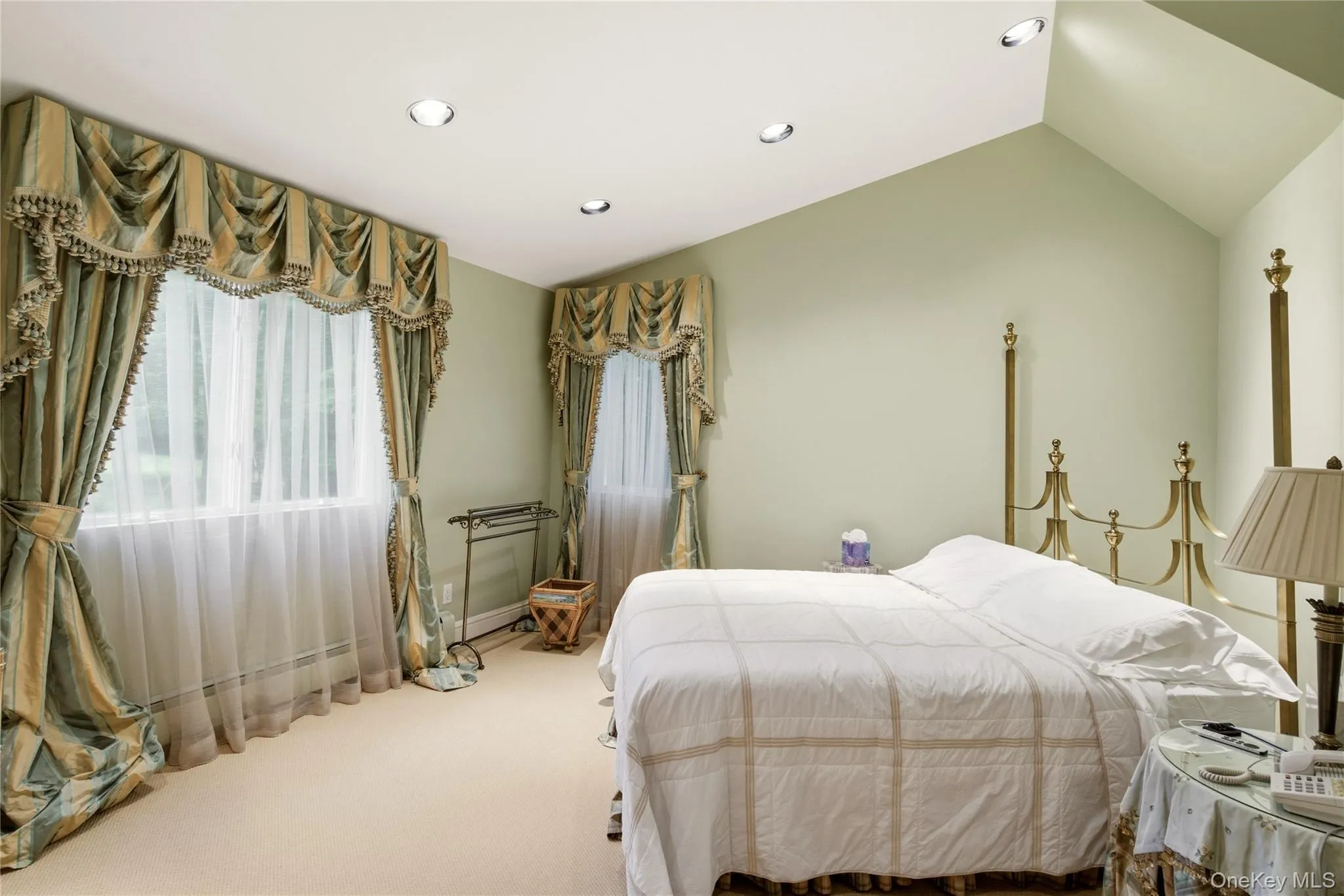 5 Victorian Lane, Oyster Bay, NY, 5 Bedrooms Bedrooms, 14 Rooms Rooms,6 BathroomsBathrooms,Residential,For Rent,Victorian,0,KEY1017067 5 Victorian Lane, Oyster Bay, NY, 5 Bedrooms Bedrooms, 14 Rooms Rooms,6 BathroomsBathrooms,Residential,For Rent,Victorian,0,KEY1017067