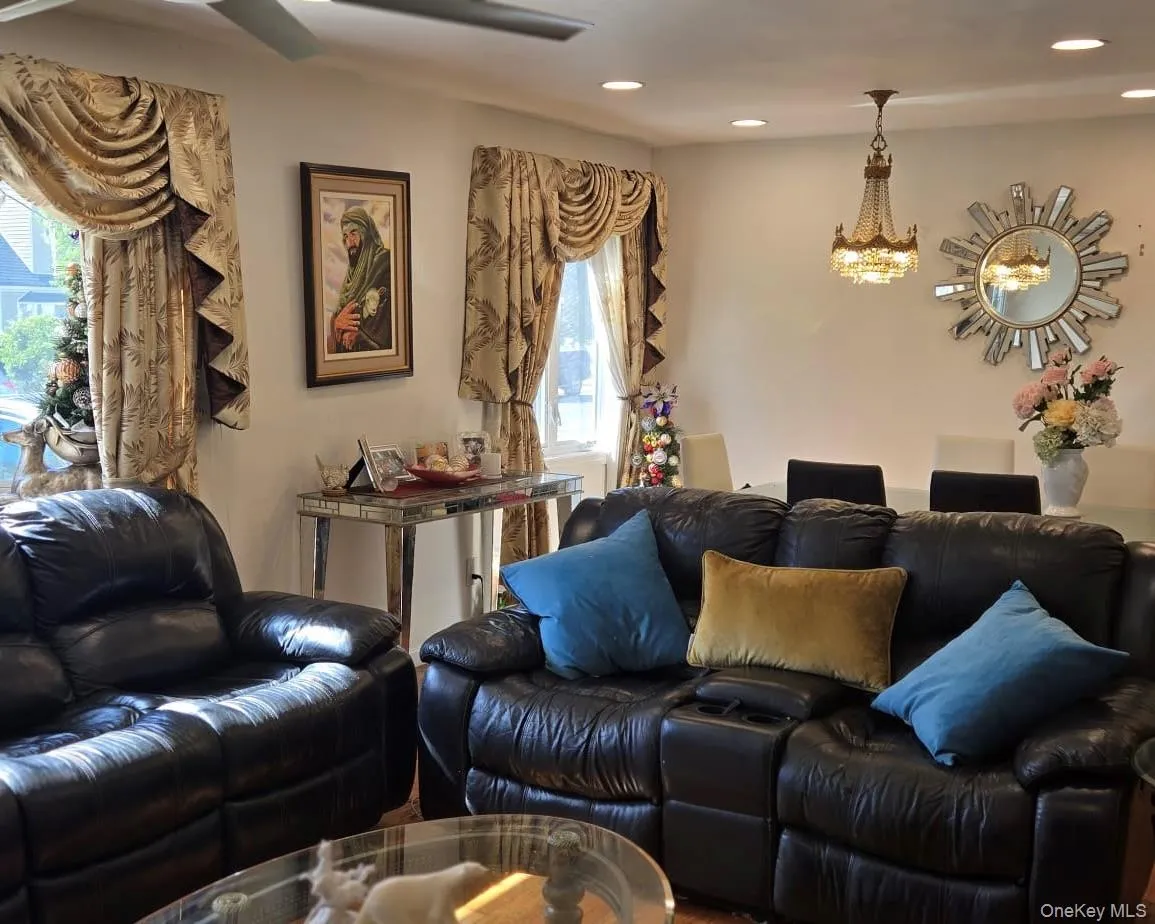 719 Oriole Avenue, Hempstead, NY, 4 Bedrooms Bedrooms, 7 Rooms Rooms,3 BathroomsBathrooms,Residential,For Rent,Oriole,0,1017068 719 Oriole Avenue, Hempstead, NY, 4 Bedrooms Bedrooms, 7 Rooms Rooms,3 BathroomsBathrooms,Residential,For Rent,Oriole,0,1017068