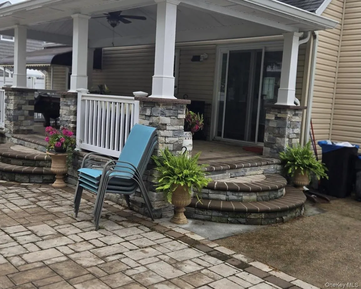 719 Oriole Avenue, Hempstead, NY, 4 Bedrooms Bedrooms, 7 Rooms Rooms,3 BathroomsBathrooms,Residential,For Rent,Oriole,0,1017068 719 Oriole Avenue, Hempstead, NY, 4 Bedrooms Bedrooms, 7 Rooms Rooms,3 BathroomsBathrooms,Residential,For Rent,Oriole,0,1017068