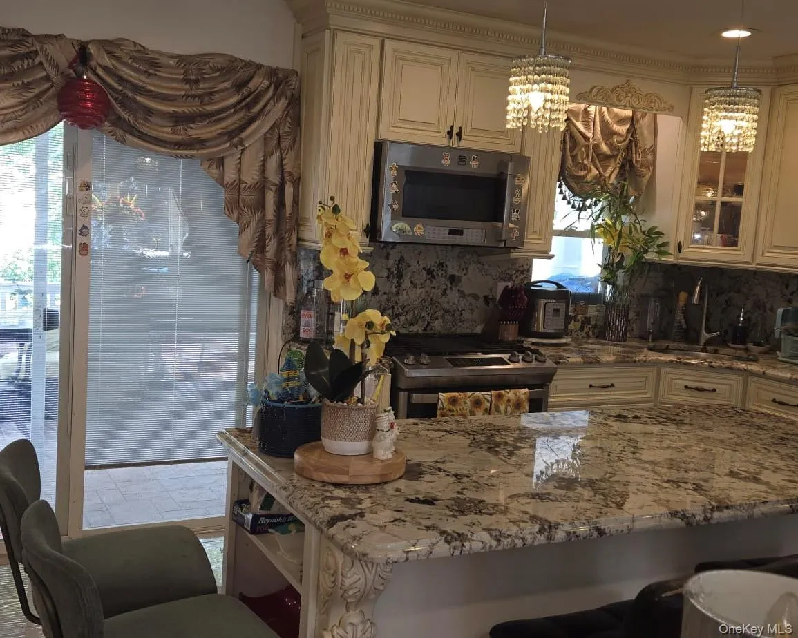 719 Oriole Avenue, Hempstead, NY, 4 Bedrooms Bedrooms, 7 Rooms Rooms,3 BathroomsBathrooms,Residential,For Rent,Oriole,0,KEY1017068 719 Oriole Avenue, Hempstead, NY, 4 Bedrooms Bedrooms, 7 Rooms Rooms,3 BathroomsBathrooms,Residential,For Rent,Oriole,0,KEY1017068