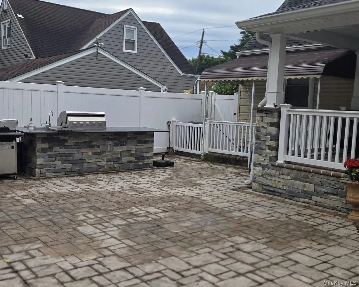 719 Oriole Avenue, Hempstead, NY, 4 Bedrooms Bedrooms, 7 Rooms Rooms,3 BathroomsBathrooms,Residential,For Rent,Oriole,0,1017068 719 Oriole Avenue, Hempstead, NY, 4 Bedrooms Bedrooms, 7 Rooms Rooms,3 BathroomsBathrooms,Residential,For Rent,Oriole,0,1017068