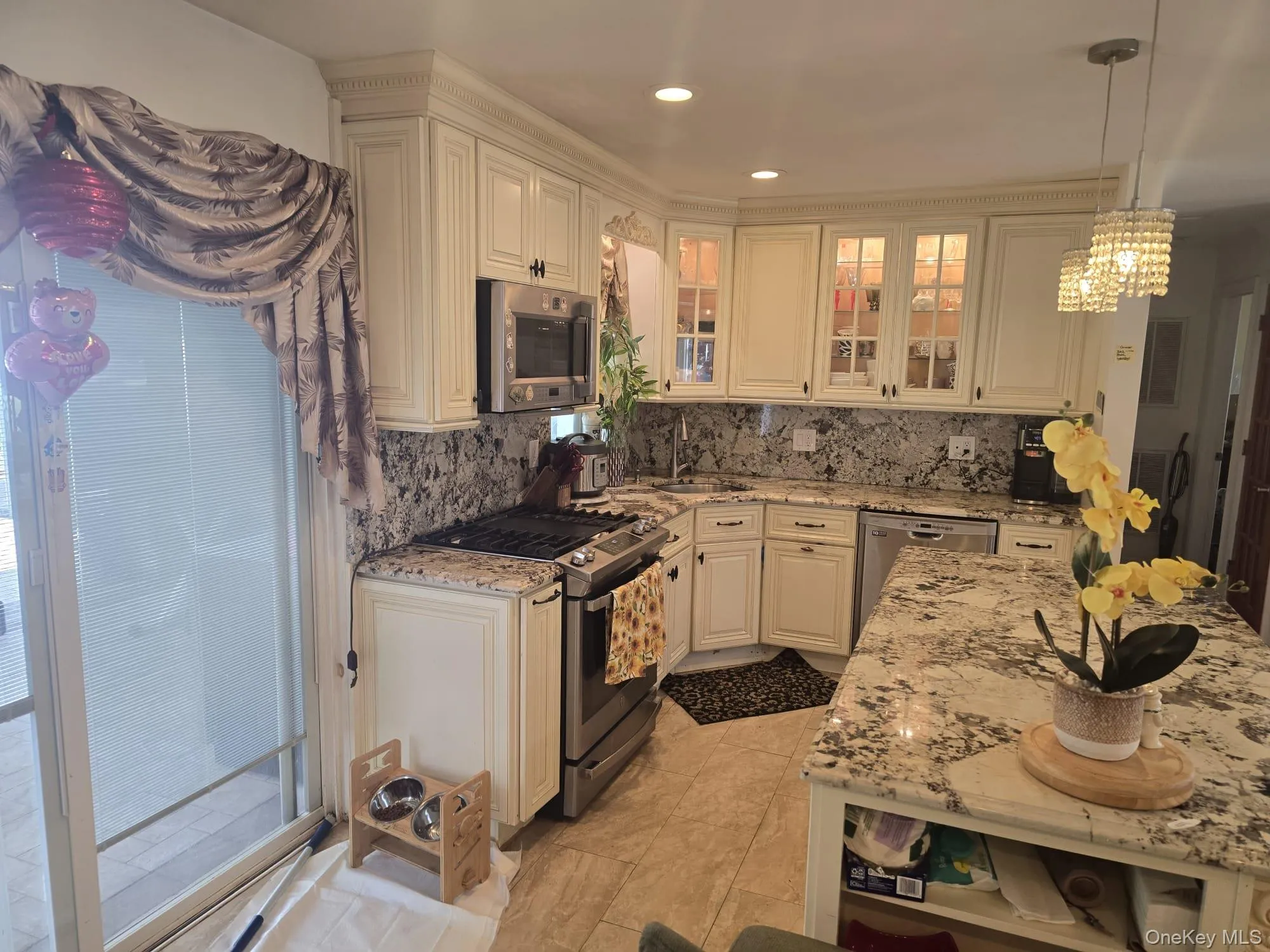 719 Oriole Avenue, Hempstead, NY, 4 Bedrooms Bedrooms, 7 Rooms Rooms,3 BathroomsBathrooms,Residential,For Rent,Oriole,0,KEY1017068 719 Oriole Avenue, Hempstead, NY, 4 Bedrooms Bedrooms, 7 Rooms Rooms,3 BathroomsBathrooms,Residential,For Rent,Oriole,0,KEY1017068
