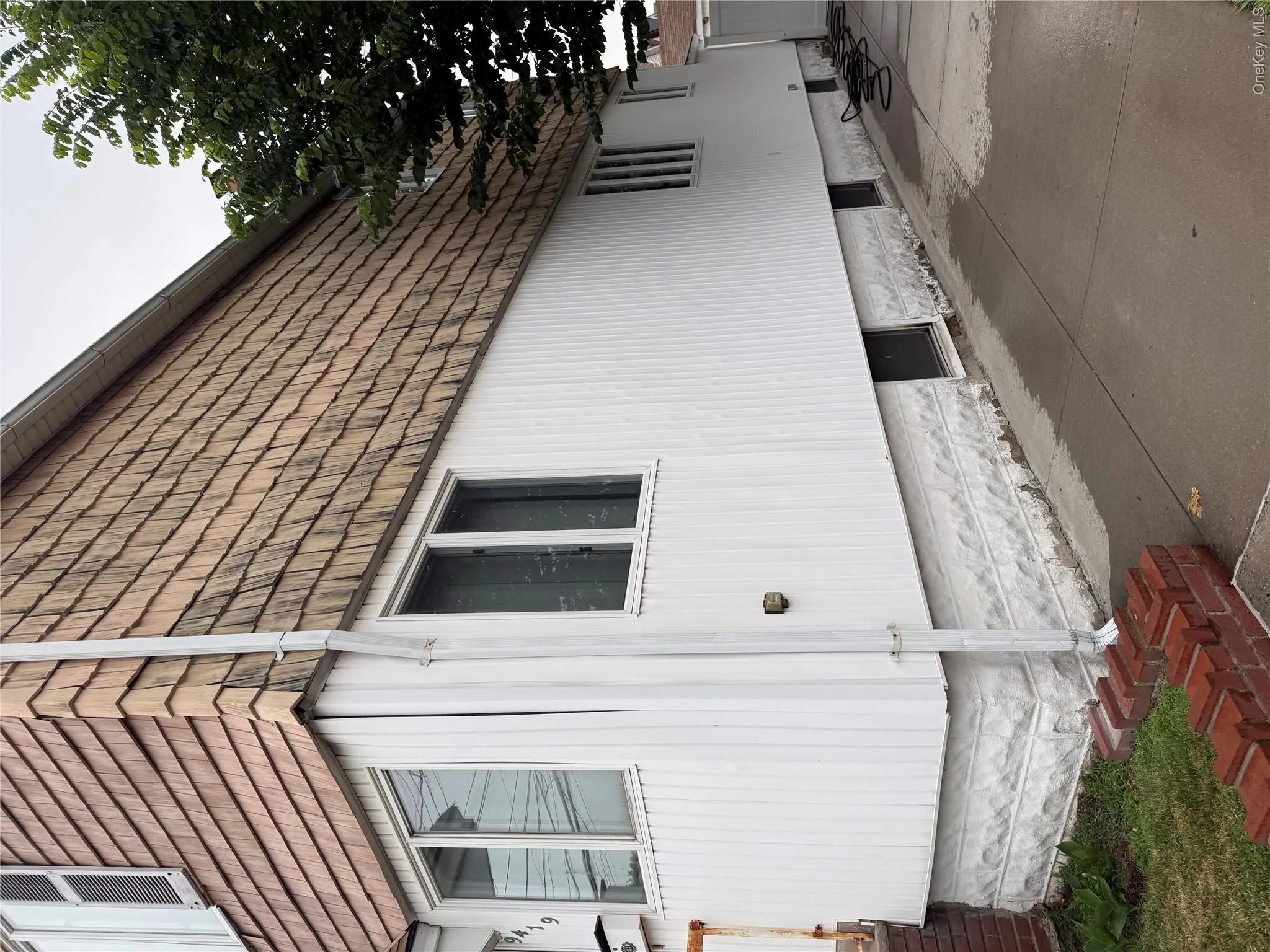 9419 Pitkin Avenue, New York, NY, 3 Bedrooms Bedrooms, 6 Rooms Rooms,1 BathroomBathrooms,Residential,For Rent,Pitkin,0,1017072 9419 Pitkin Avenue, New York, NY, 3 Bedrooms Bedrooms, 6 Rooms Rooms,1 BathroomBathrooms,Residential,For Rent,Pitkin,0,1017072