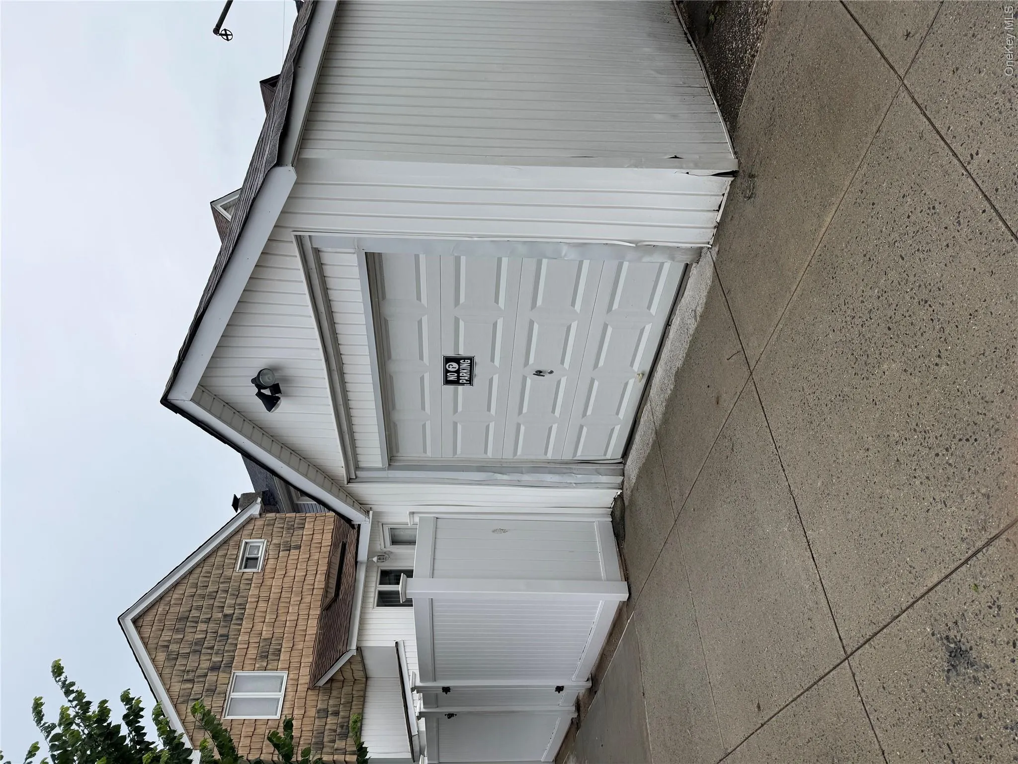 9419 Pitkin Avenue, New York, NY, 3 Bedrooms Bedrooms, 6 Rooms Rooms,1 BathroomBathrooms,Residential,For Rent,Pitkin,0,1017072 9419 Pitkin Avenue, New York, NY, 3 Bedrooms Bedrooms, 6 Rooms Rooms,1 BathroomBathrooms,Residential,For Rent,Pitkin,0,1017072