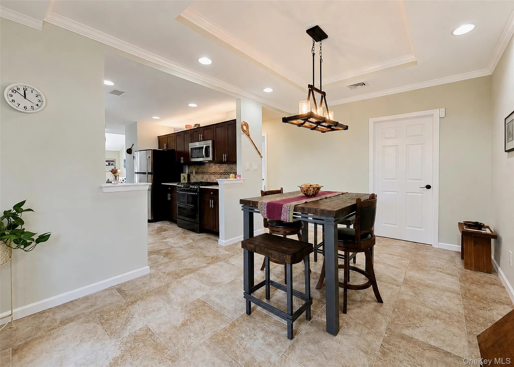 45 Timber Ridge Drive, Islip, NY, 3 Bedrooms Bedrooms, 8 Rooms Rooms,2 BathroomsBathrooms,Residential,For Rent,Timber Ridge,0,KEY1017080 45 Timber Ridge Drive, Islip, NY, 3 Bedrooms Bedrooms, 8 Rooms Rooms,2 BathroomsBathrooms,Residential,For Rent,Timber Ridge,0,KEY1017080