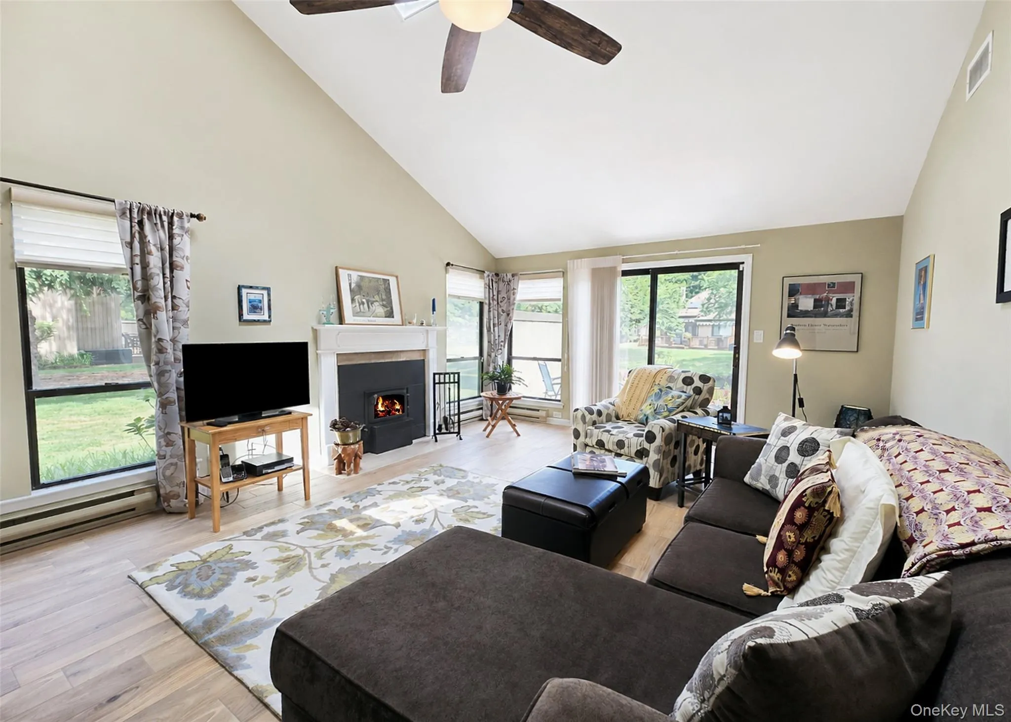 45 Timber Ridge Drive, Islip, NY, 3 Bedrooms Bedrooms, 8 Rooms Rooms,2 BathroomsBathrooms,Residential,For Rent,Timber Ridge,0,KEY1017080 45 Timber Ridge Drive, Islip, NY, 3 Bedrooms Bedrooms, 8 Rooms Rooms,2 BathroomsBathrooms,Residential,For Rent,Timber Ridge,0,KEY1017080