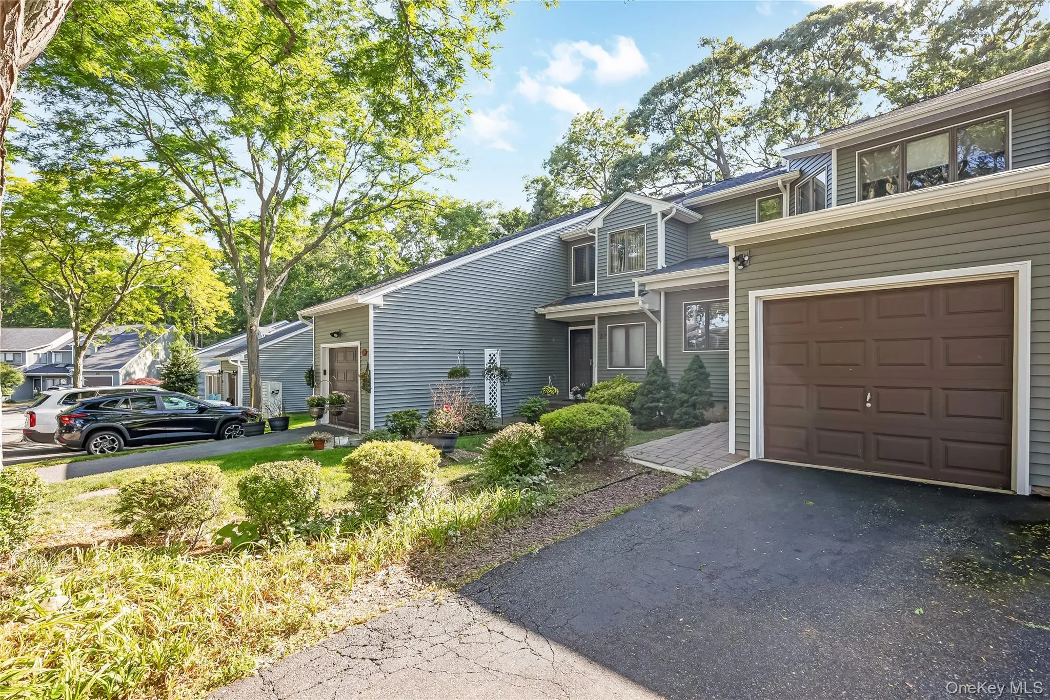 39 Jeremy Circle, Smithtown, NY, 2 Bedrooms Bedrooms, 5 Rooms Rooms,2 BathroomsBathrooms,Residential,For Rent,Jeremy,0,KEY1017081 39 Jeremy Circle, Smithtown, NY, 2 Bedrooms Bedrooms, 5 Rooms Rooms,2 BathroomsBathrooms,Residential,For Rent,Jeremy,0,KEY1017081