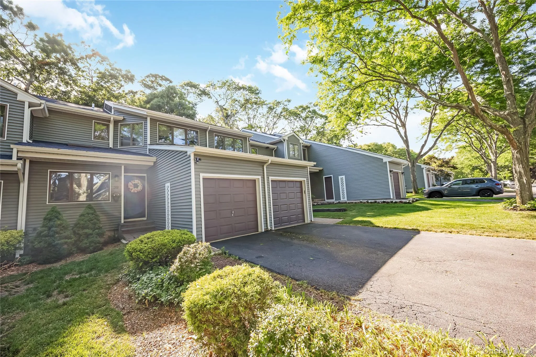 39 Jeremy Circle, Smithtown, NY, 2 Bedrooms Bedrooms, 5 Rooms Rooms,2 BathroomsBathrooms,Residential,For Rent,Jeremy,0,KEY1017081 39 Jeremy Circle, Smithtown, NY, 2 Bedrooms Bedrooms, 5 Rooms Rooms,2 BathroomsBathrooms,Residential,For Rent,Jeremy,0,KEY1017081