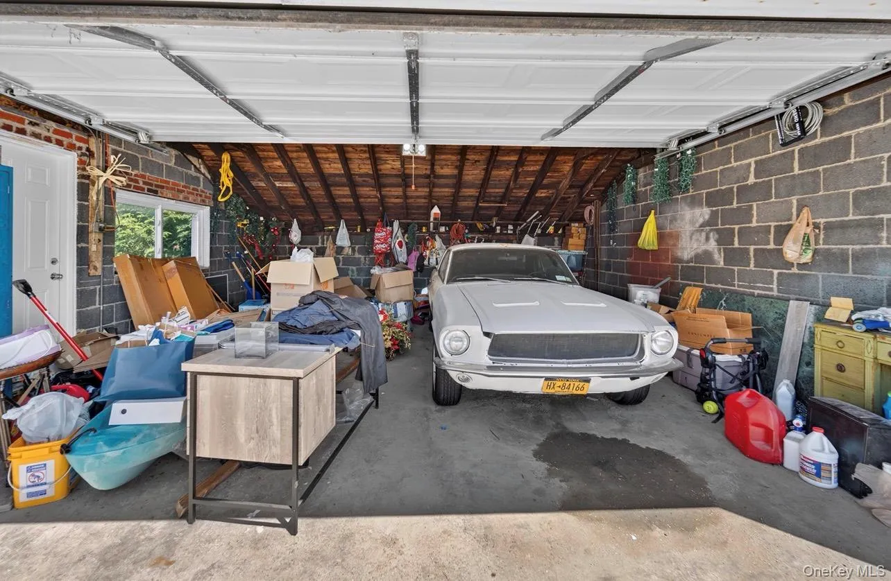 5 4th Street, Huntington, NY, 5 Bedrooms Bedrooms, 13 Rooms Rooms,3 BathroomsBathrooms,Residential,For Rent,4th,0,KEY1017087 5 4th Street, Huntington, NY, 5 Bedrooms Bedrooms, 13 Rooms Rooms,3 BathroomsBathrooms,Residential,For Rent,4th,0,KEY1017087