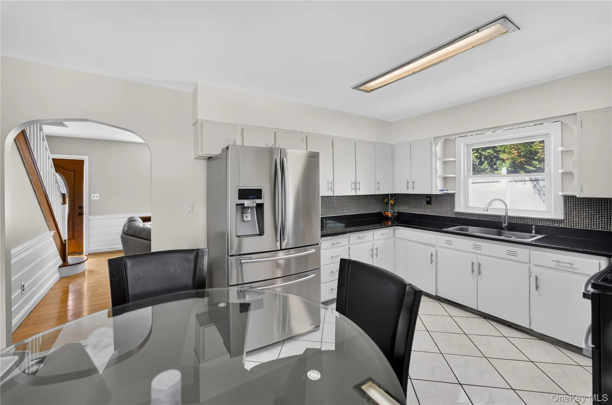 5 4th Street, Huntington, NY, 5 Bedrooms Bedrooms, 13 Rooms Rooms,3 BathroomsBathrooms,Residential,For Rent,4th,0,KEY1017087 5 4th Street, Huntington, NY, 5 Bedrooms Bedrooms, 13 Rooms Rooms,3 BathroomsBathrooms,Residential,For Rent,4th,0,KEY1017087