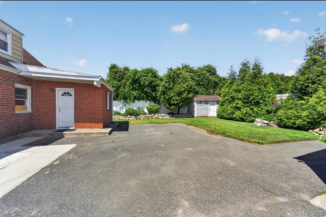5 4th Street, Huntington, NY, 5 Bedrooms Bedrooms, 13 Rooms Rooms,3 BathroomsBathrooms,Residential,For Rent,4th,0,KEY1017087 5 4th Street, Huntington, NY, 5 Bedrooms Bedrooms, 13 Rooms Rooms,3 BathroomsBathrooms,Residential,For Rent,4th,0,KEY1017087