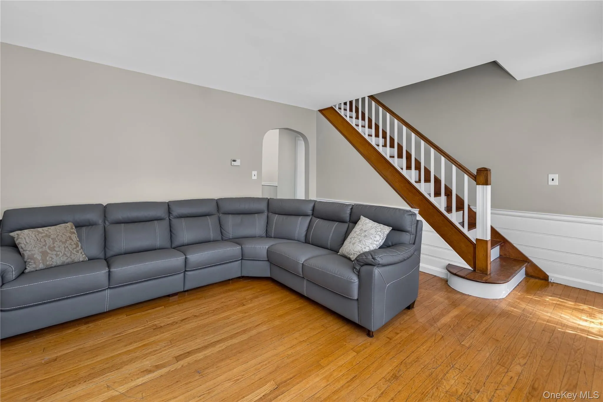 5 4th Street, Huntington, NY, 5 Bedrooms Bedrooms, 13 Rooms Rooms,3 BathroomsBathrooms,Residential,For Rent,4th,0,KEY1017087 5 4th Street, Huntington, NY, 5 Bedrooms Bedrooms, 13 Rooms Rooms,3 BathroomsBathrooms,Residential,For Rent,4th,0,KEY1017087