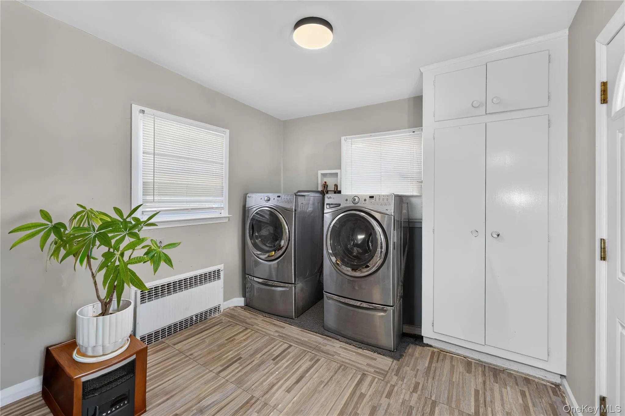 5 4th Street, Huntington, NY, 5 Bedrooms Bedrooms, 13 Rooms Rooms,3 BathroomsBathrooms,Residential,For Rent,4th,0,KEY1017087 5 4th Street, Huntington, NY, 5 Bedrooms Bedrooms, 13 Rooms Rooms,3 BathroomsBathrooms,Residential,For Rent,4th,0,KEY1017087