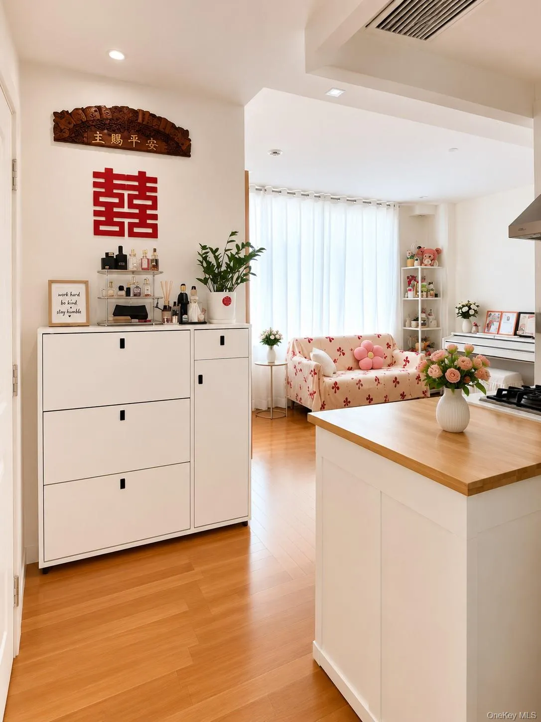 4223 Parsons Boulevard, New York, NY, 1 Room Rooms,1 BathroomBathrooms,Residential,For Rent,Parsons,0,1017089 4223 Parsons Boulevard, New York, NY, 1 Room Rooms,1 BathroomBathrooms,Residential,For Rent,Parsons,0,1017089
