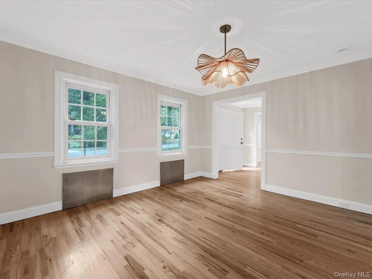 178 Overlook Avenue, North Hempstead, NY, 4 Bedrooms Bedrooms, 10 Rooms Rooms,2 BathroomsBathrooms,Residential,For Rent,Overlook,0,1017092 178 Overlook Avenue, North Hempstead, NY, 4 Bedrooms Bedrooms, 10 Rooms Rooms,2 BathroomsBathrooms,Residential,For Rent,Overlook,0,1017092