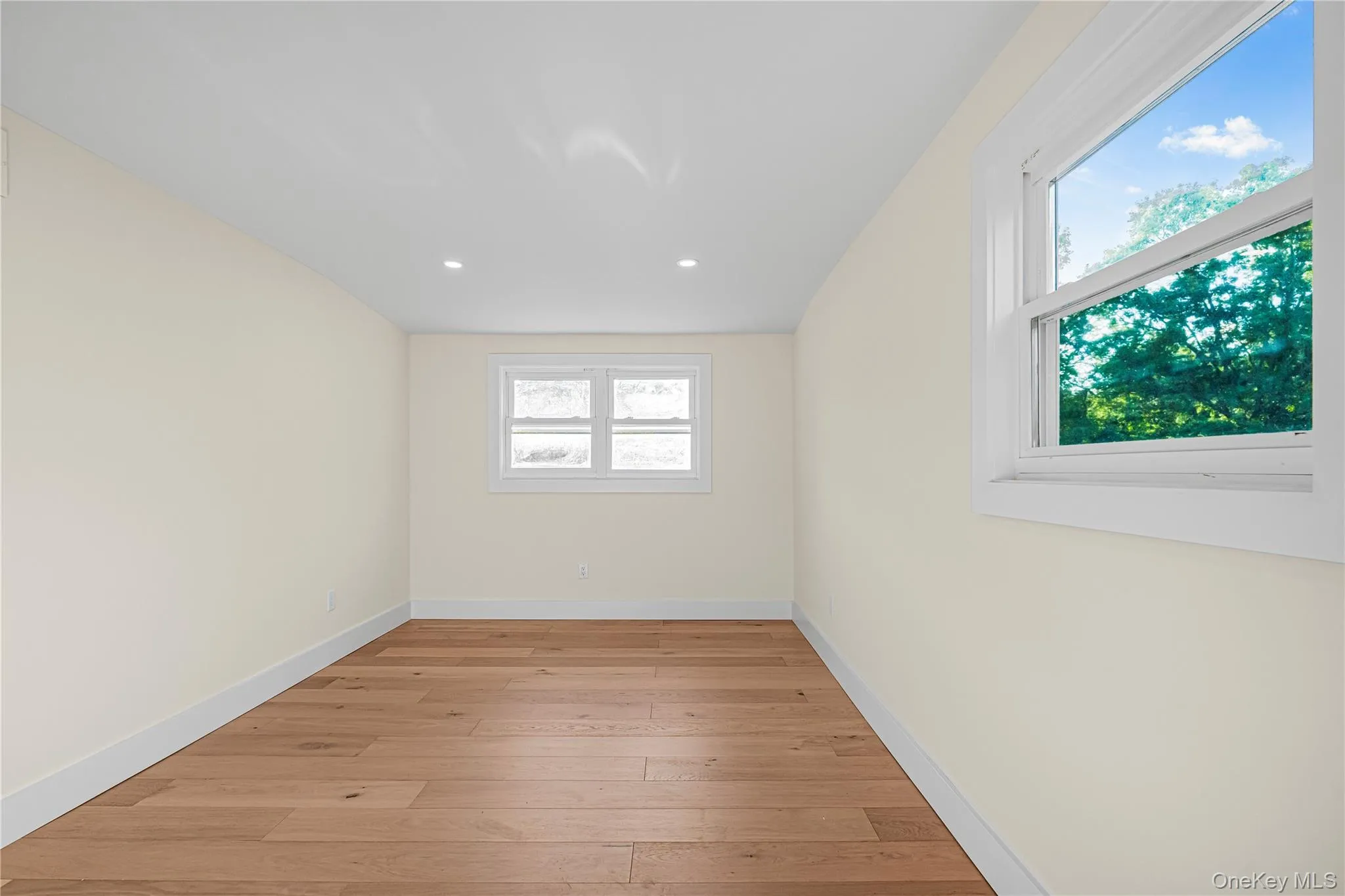 737 Flowerdale Drive, Hempstead, NY, 5 Bedrooms Bedrooms, 8 Rooms Rooms,2 BathroomsBathrooms,Residential,For Rent,Flowerdale,0,1017093 737 Flowerdale Drive, Hempstead, NY, 5 Bedrooms Bedrooms, 8 Rooms Rooms,2 BathroomsBathrooms,Residential,For Rent,Flowerdale,0,1017093