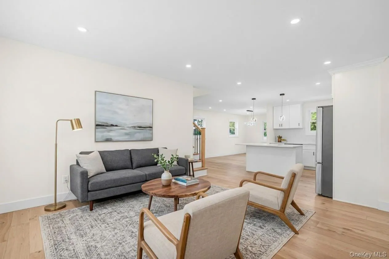 737 Flowerdale Drive, Hempstead, NY, 5 Bedrooms Bedrooms, 8 Rooms Rooms,2 BathroomsBathrooms,Residential,For Rent,Flowerdale,0,1017093 737 Flowerdale Drive, Hempstead, NY, 5 Bedrooms Bedrooms, 8 Rooms Rooms,2 BathroomsBathrooms,Residential,For Rent,Flowerdale,0,1017093